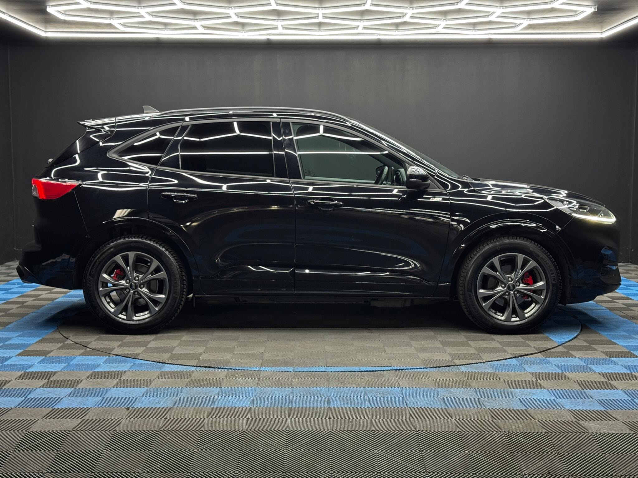 Ford Kuga 2.5 EcoBoost Duratec 14.4kWh ST-Line CVT Euro 6 (s/s) 5dr 5dr Automatic 2026