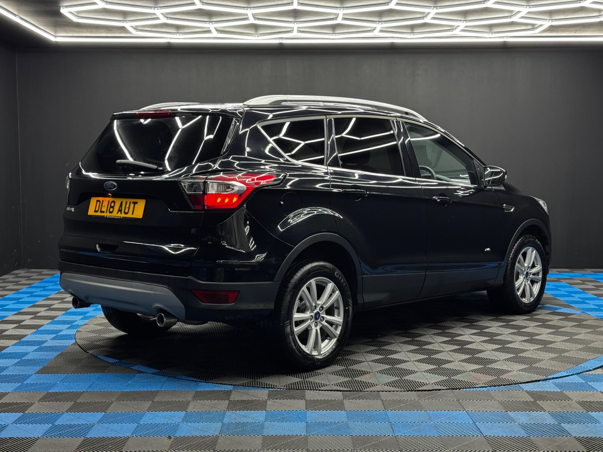 Ford Kuga 2.0 TDCi EcoBlue Zetec AWD Euro 6 (s/s) 5dr 5dr Manual 2026
