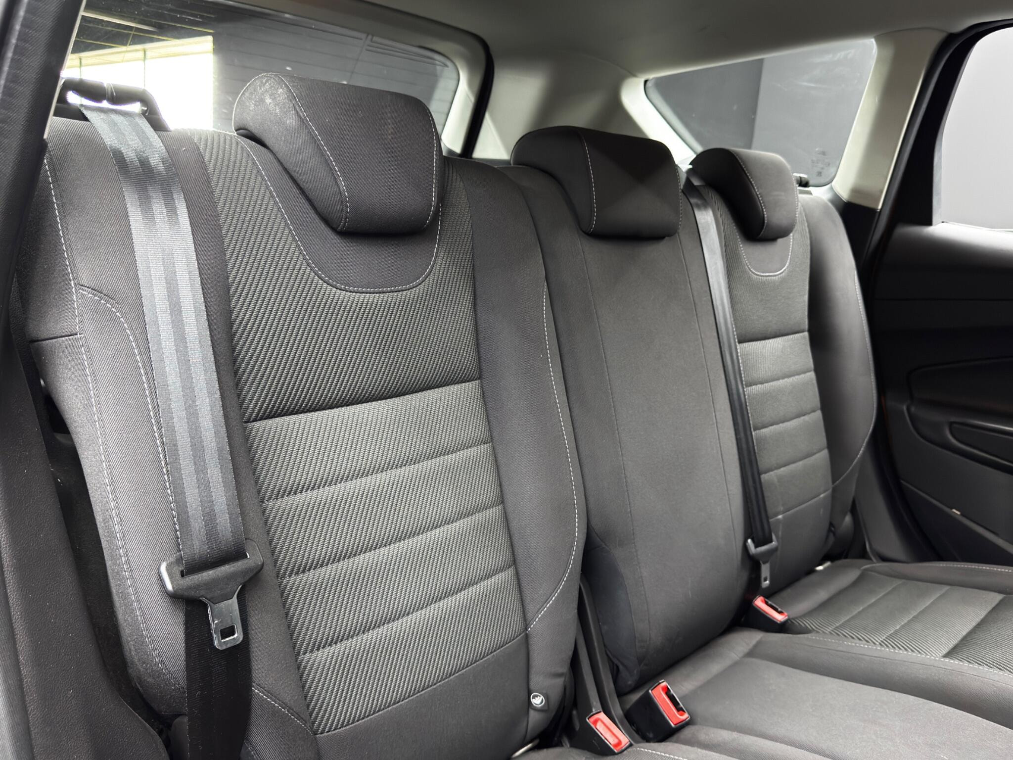 Ford Kuga 2.0 TDCi Zetec 2WD Euro 6 (s/s) 5dr 5dr Manual 2026