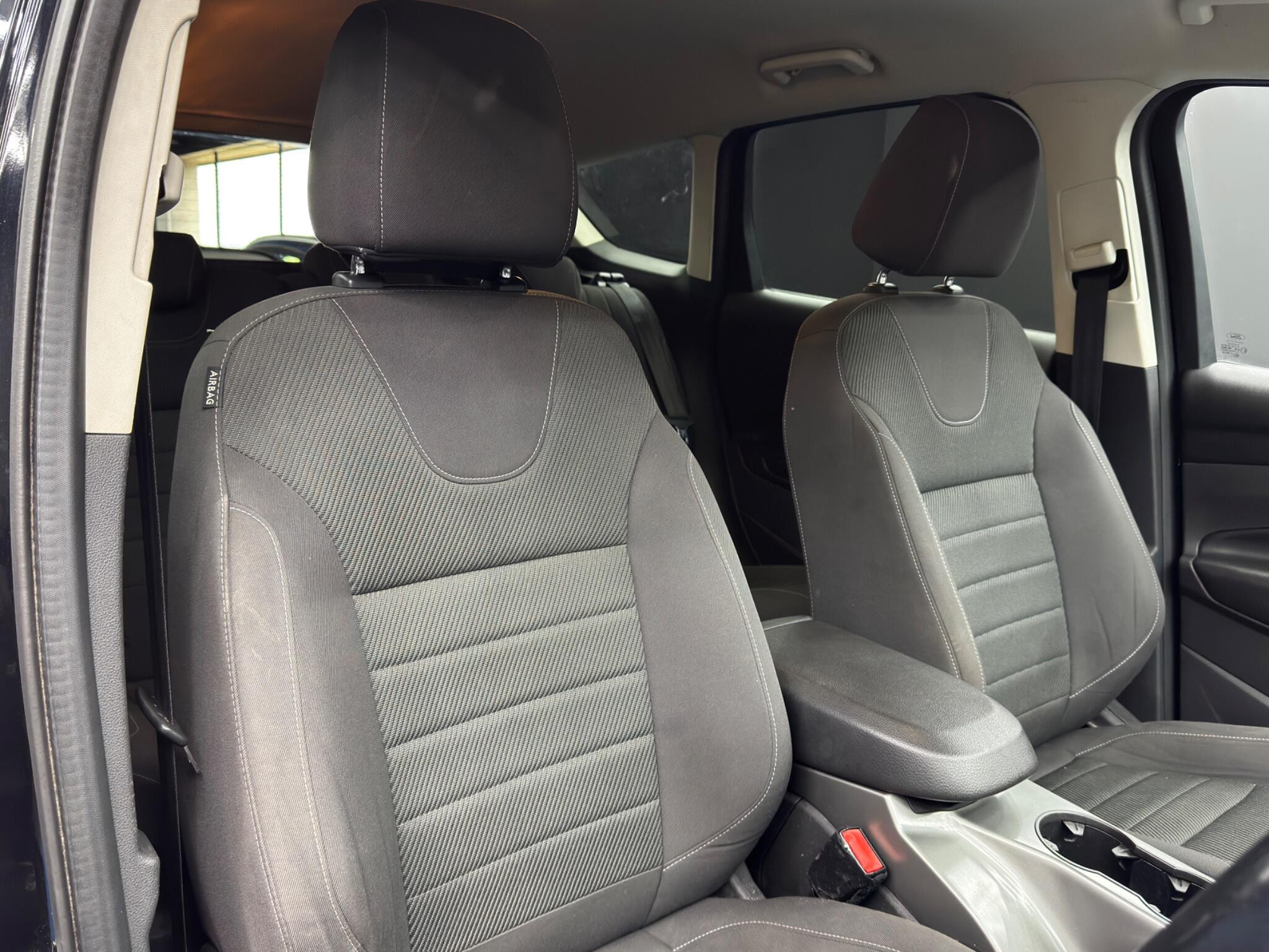 Ford Kuga 2.0 TDCi Zetec AWD Euro 5 5dr 5dr Manual 2026