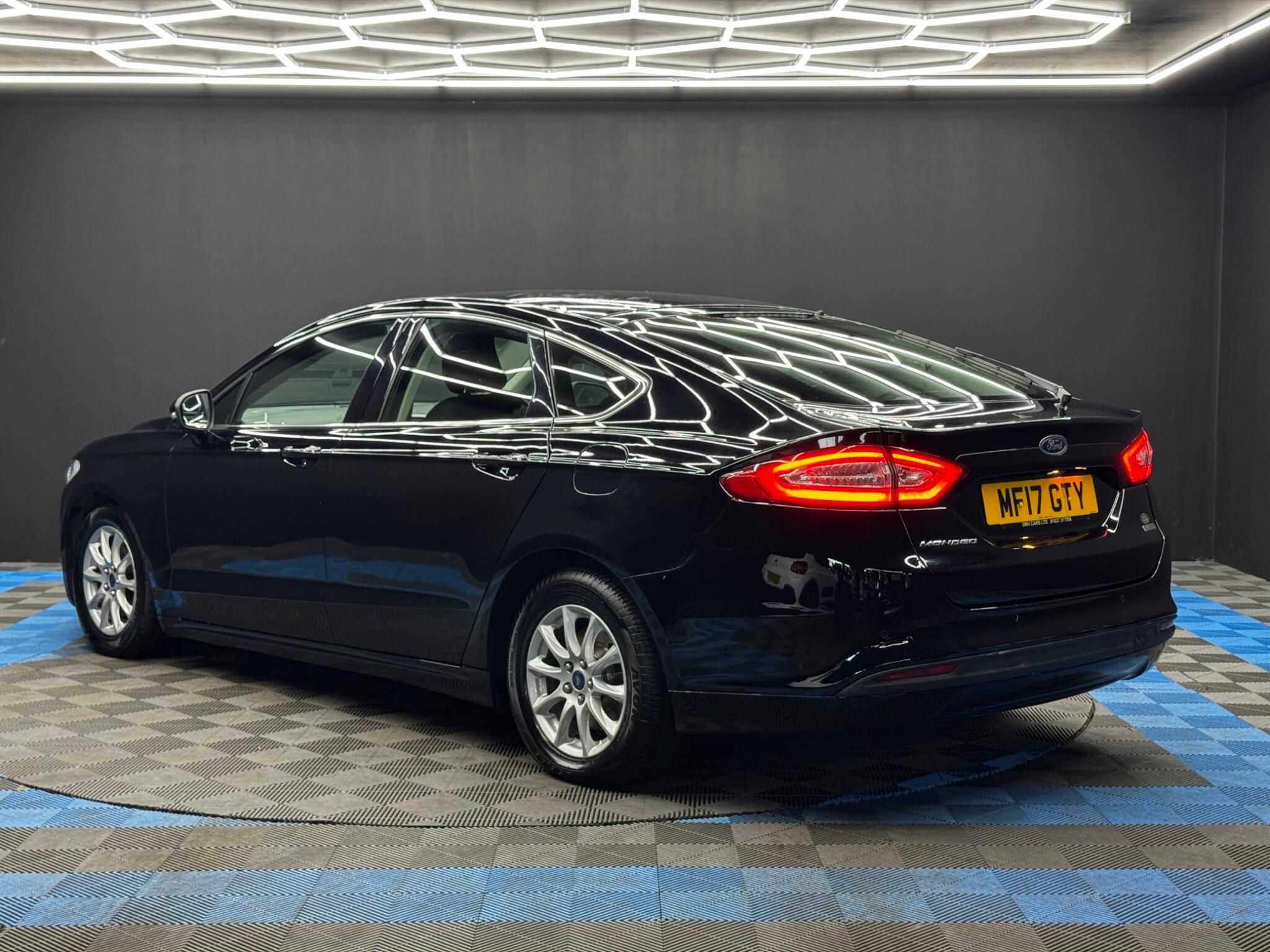 Ford Mondeo 1.5 TDCi ECOnetic Zetec Euro 6 (s/s) 5dr 5dr Manual 2026