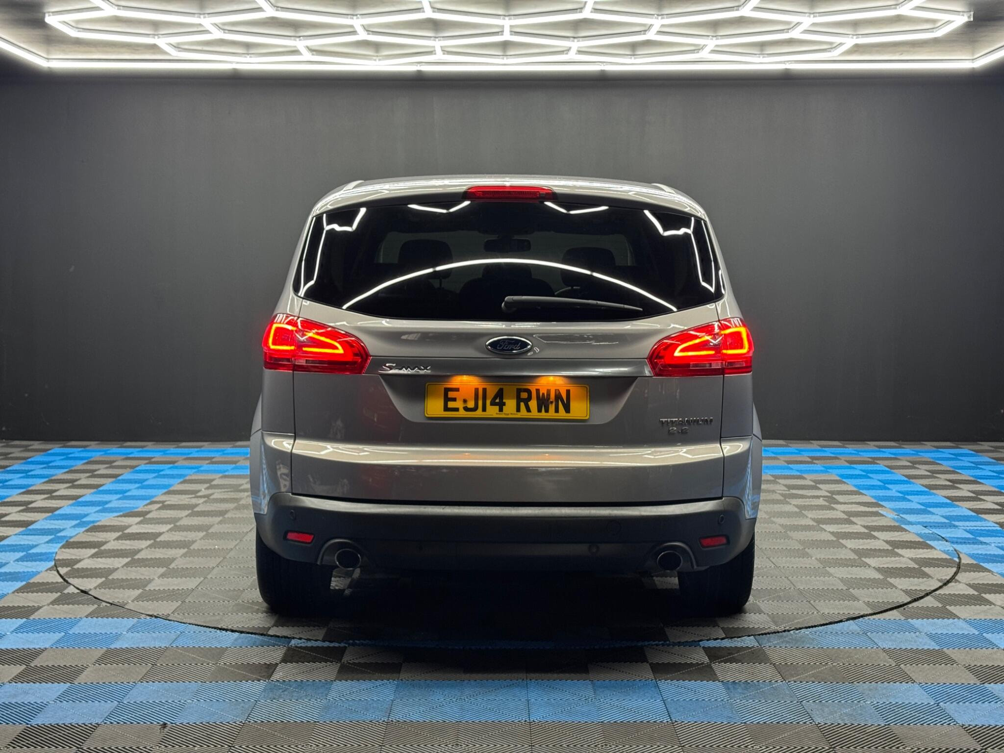 Ford S-Max 2.2 TDCi Titanium Euro 5 5dr 5dr Manual 2026