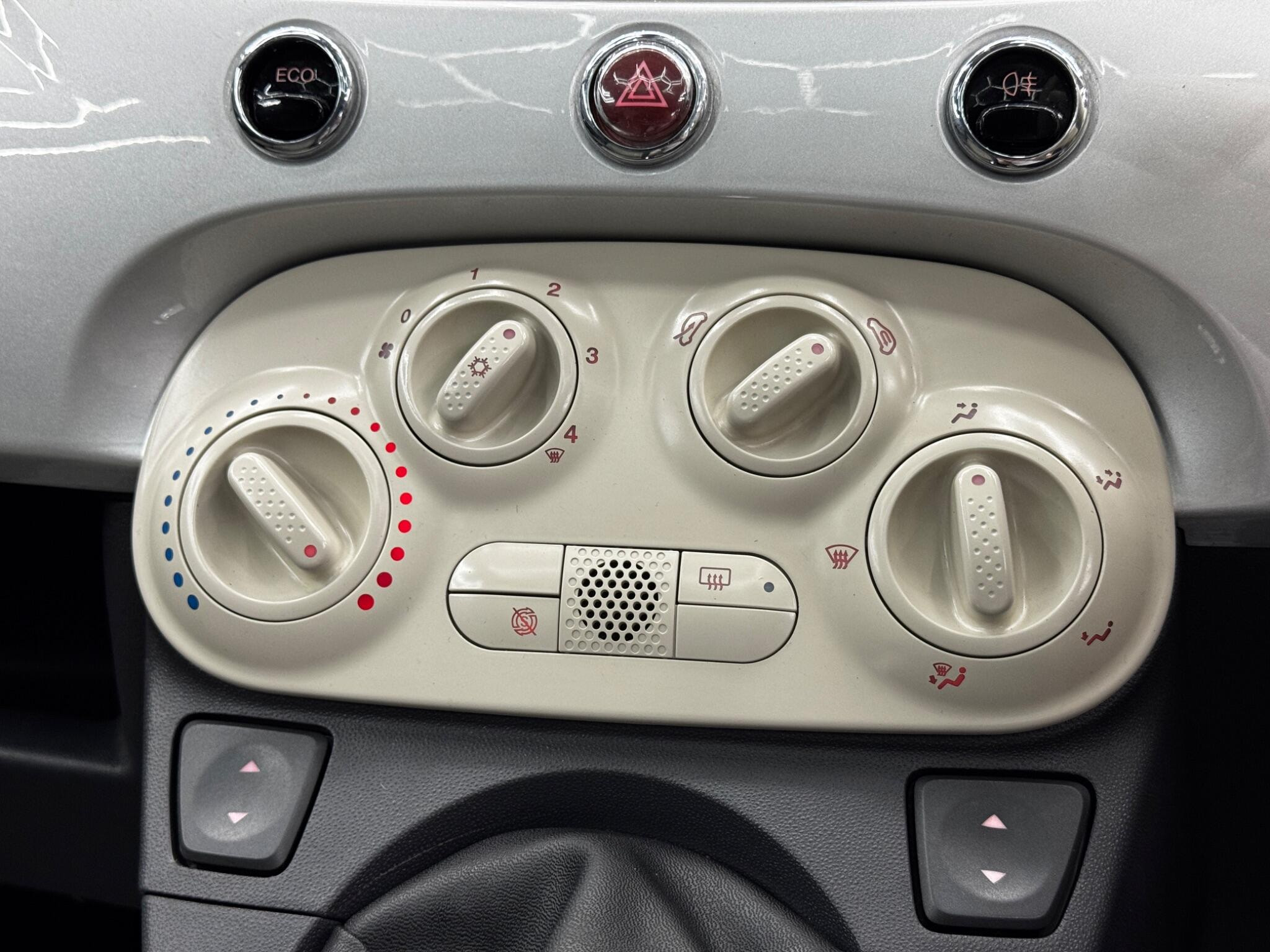 Fiat 500 0.9 TwinAir Lounge Euro 5 (s/s) 3dr 3dr Manual 2026