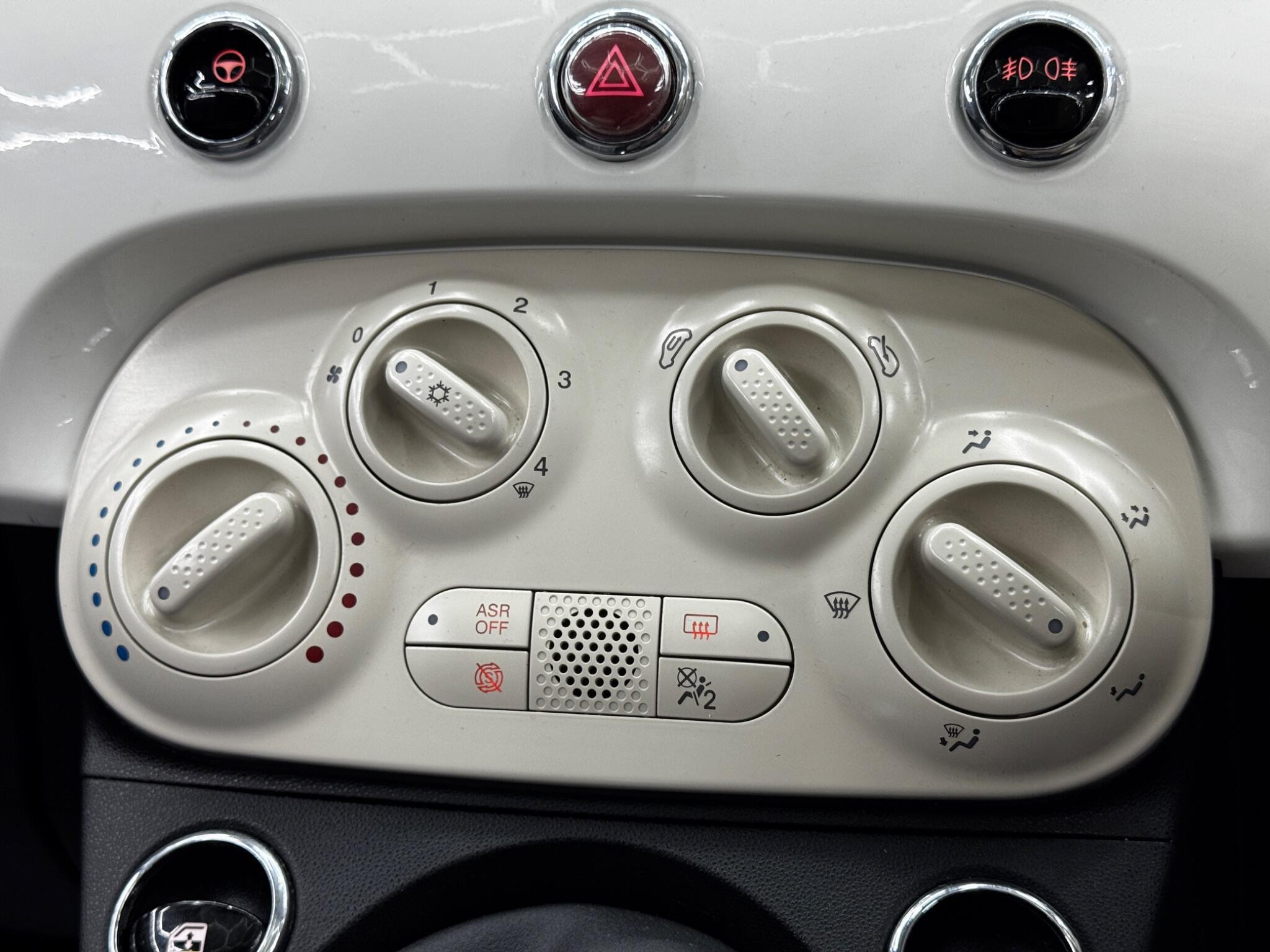 Fiat 500 1.2 Lounge Euro 6 (s/s) 3dr 3dr Manual 2026