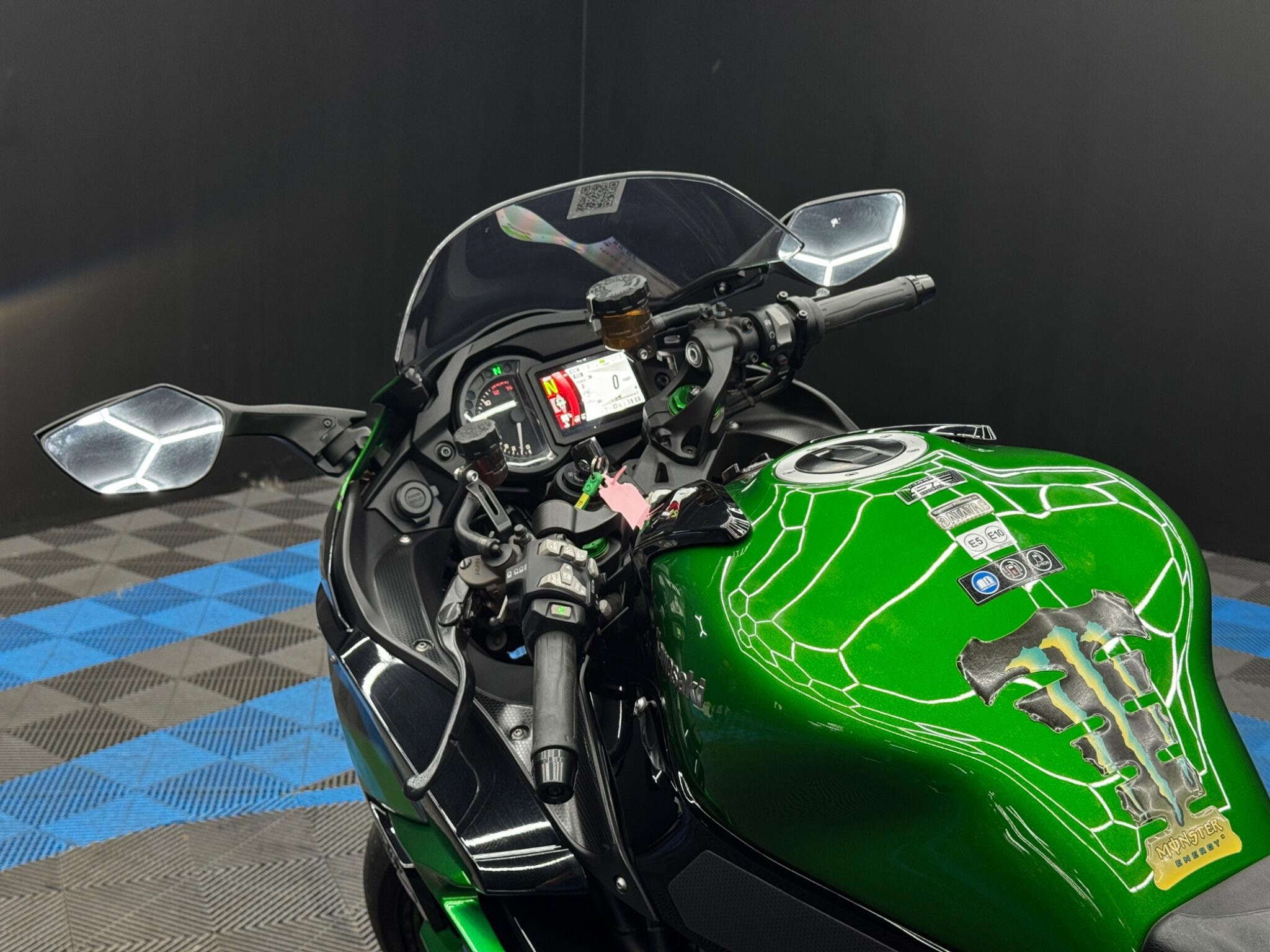 KAWASAKI Ninja H2 SX 998 SE Euro 4 0dr Manual 2026
