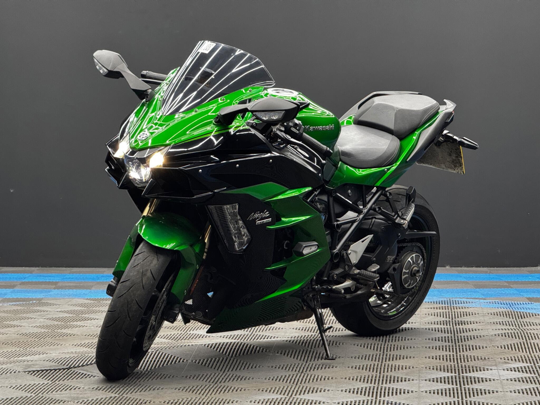 KAWASAKI Ninja H2 SX 998 SE Euro 4 0dr Manual 2026