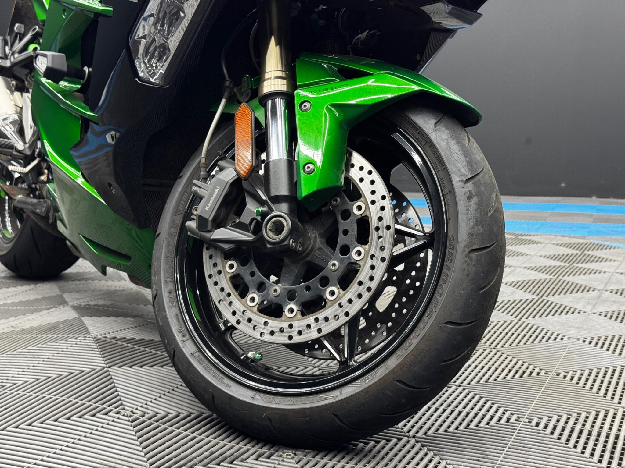 KAWASAKI Ninja H2 SX 998 SE Euro 4 0dr Manual 2026