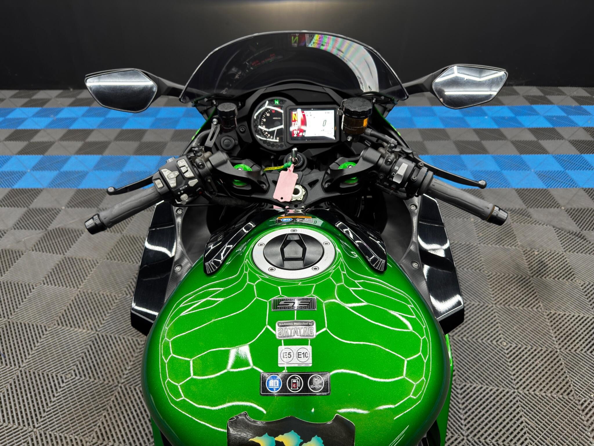 KAWASAKI Ninja H2 SX 998 SE Euro 4 0dr Manual 2026