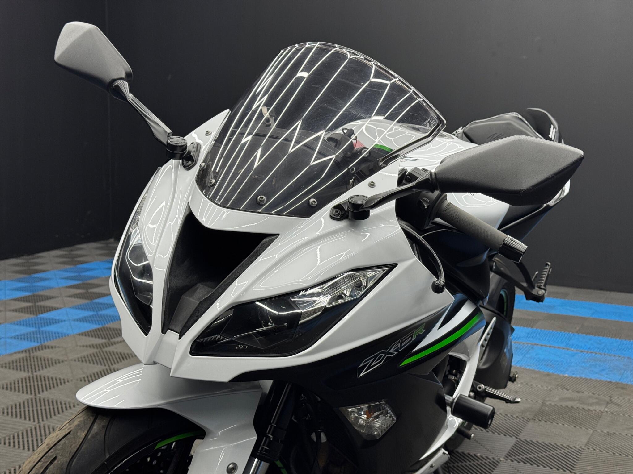 白☆蛇 Used KAWASAKI Ninja zx-6r 636 636 2015 Manual (HF65UAK) | Motor Gurus