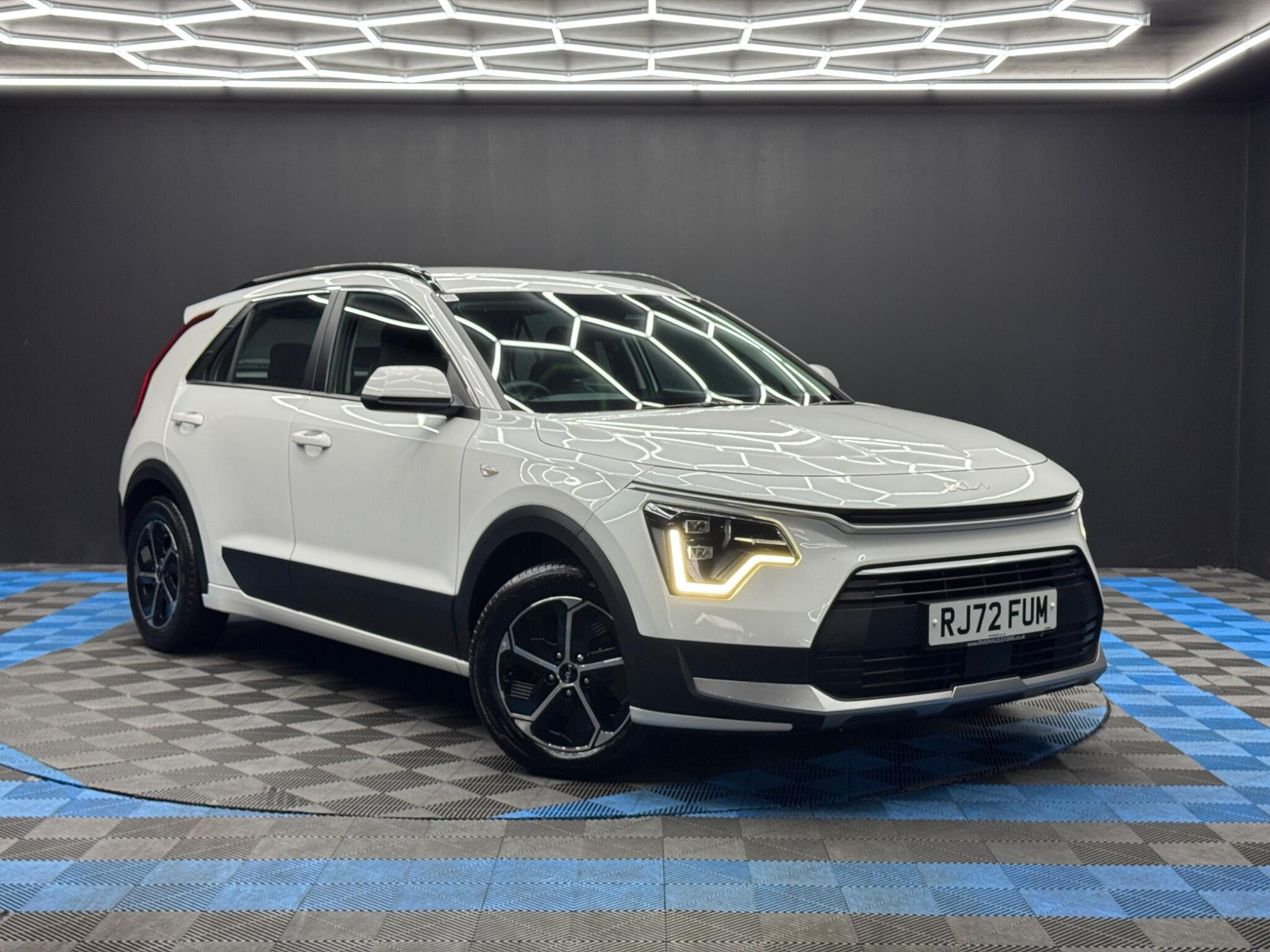 Kia Niro 1.6h GDi 2 DCT Euro 6 (s/s) 5dr 5dr Automatic 2026