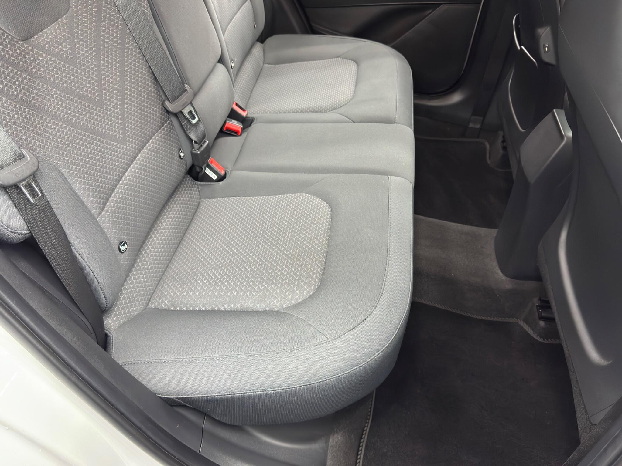 Kia Niro 1.6h GDi 2 DCT Euro 6 (s/s) 5dr 5dr Automatic 2026