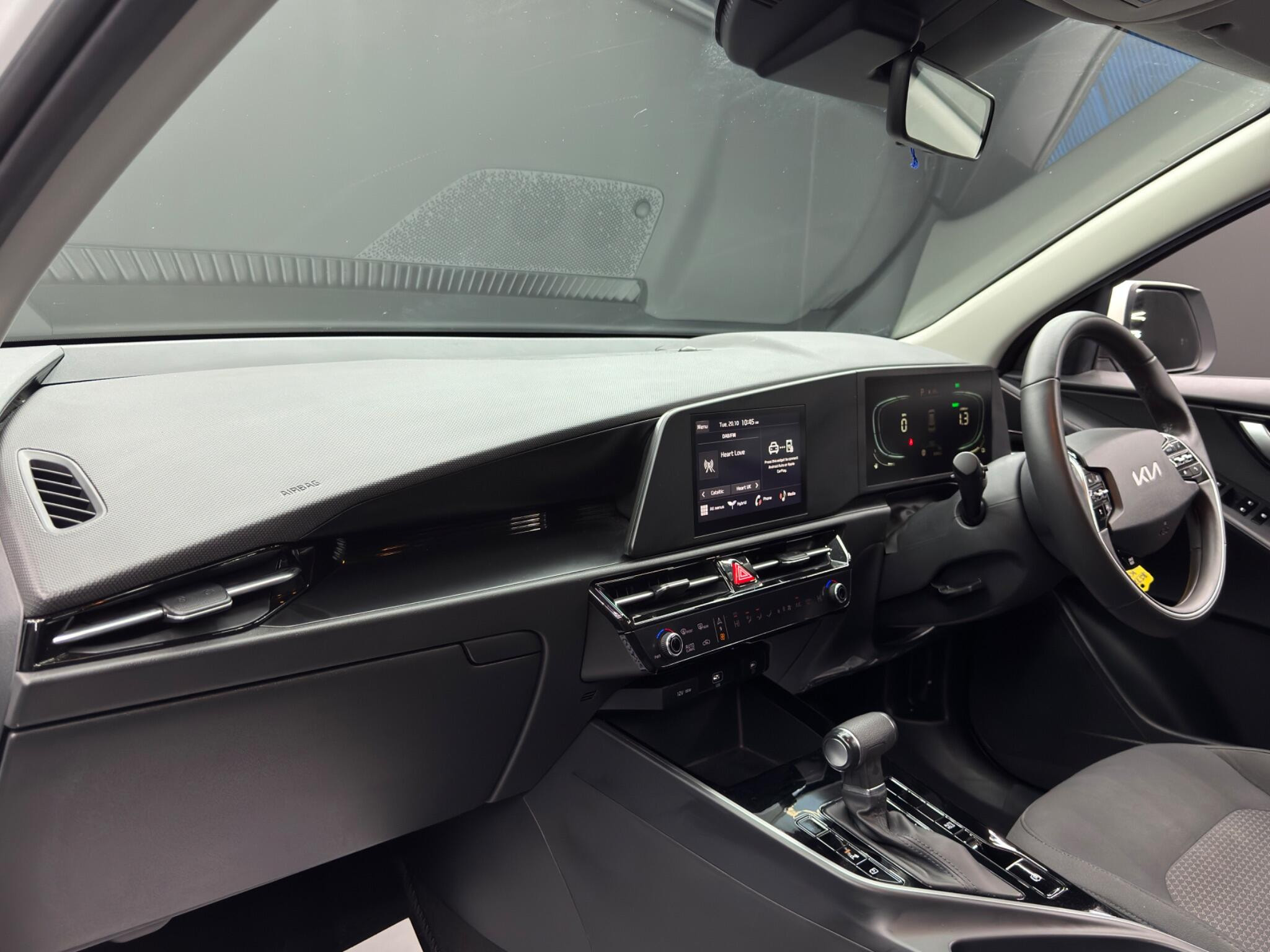 Kia Niro 1.6h GDi 2 DCT Euro 6 (s/s) 5dr 5dr Automatic 2026