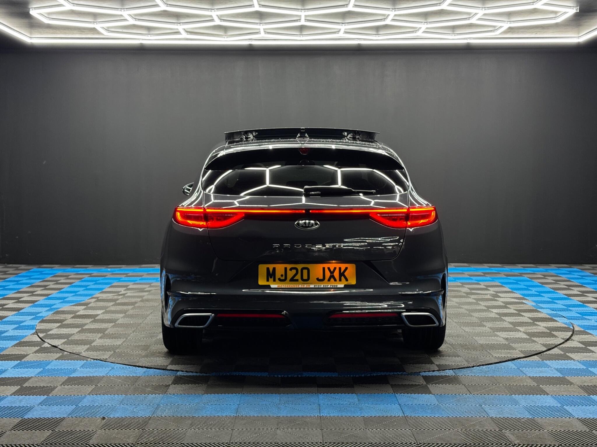Kia ProCeed 1.4 T-GDi GT-Line S Shooting Brake DCT Euro 6 (s/s) 5dr 5dr Automatic 2026