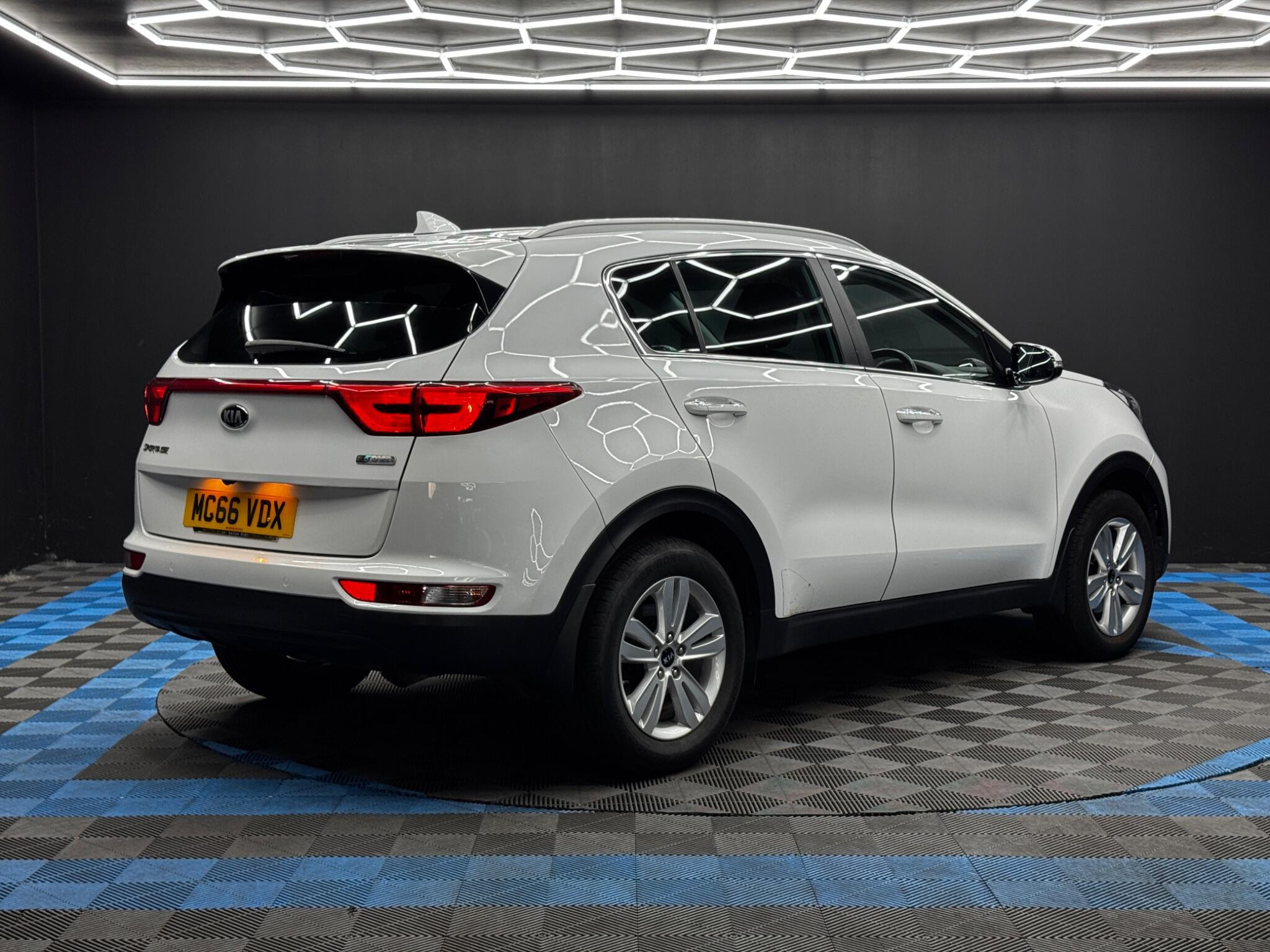 Kia Sportage 1.6 GDi 2 Euro 6 (s/s) 5dr 5dr Manual 2026