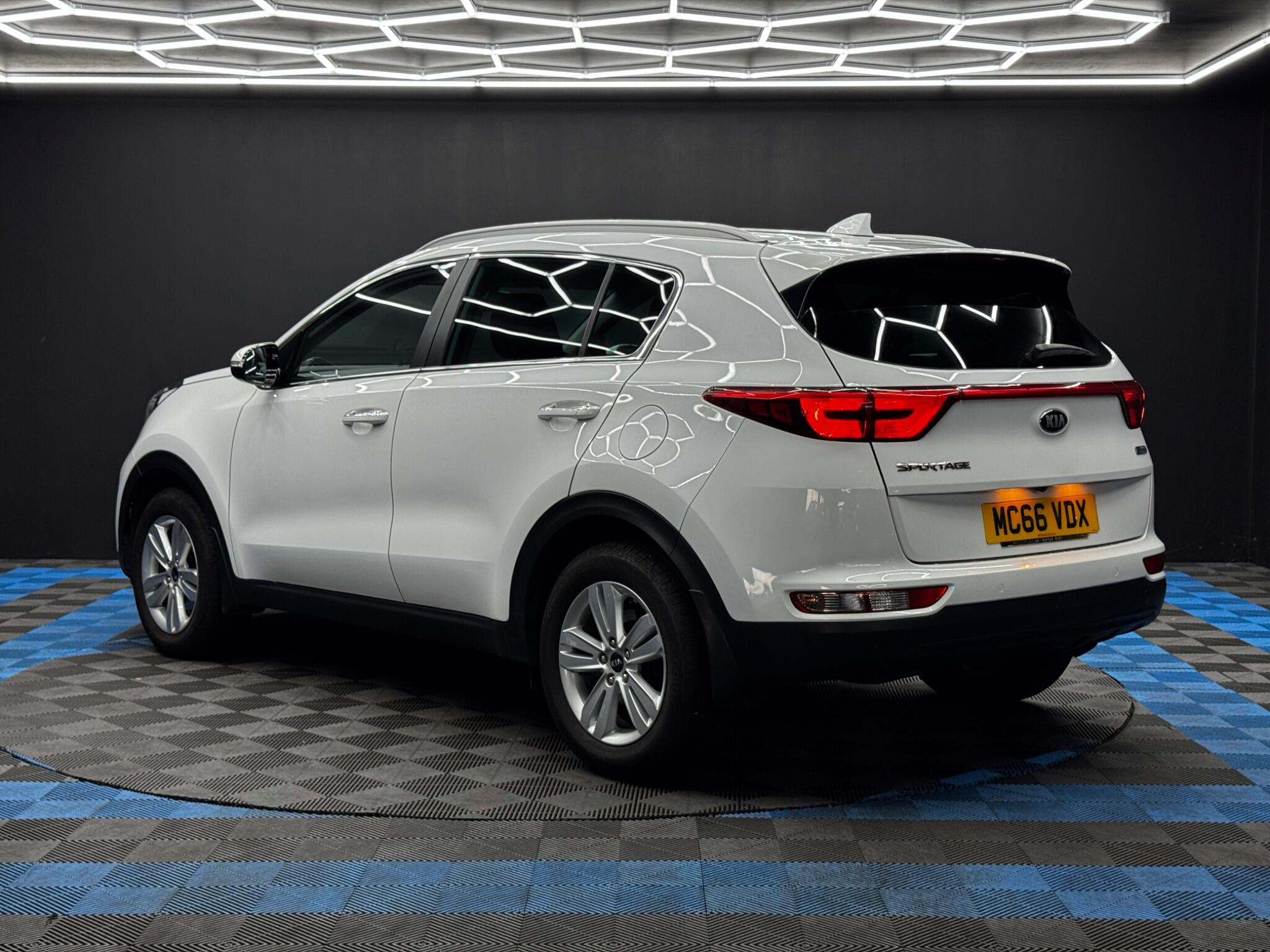 Kia Sportage 1.6 GDi 2 Euro 6 (s/s) 5dr 5dr Manual 2026