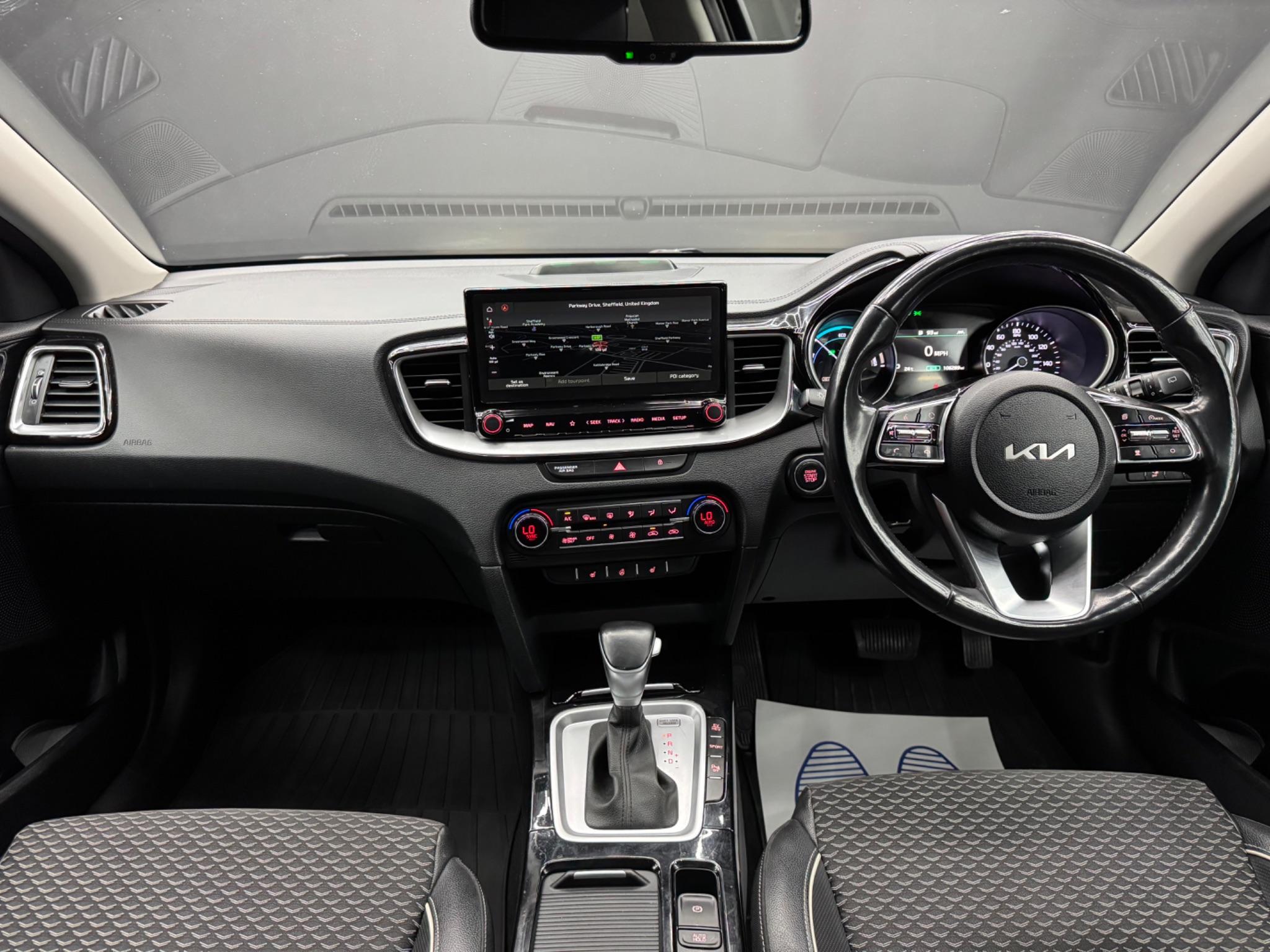 Kia XCeed 1.6 GDi 8.9kWh 3 DCT Euro 6 (s/s) 5dr 5dr Automatic 2026