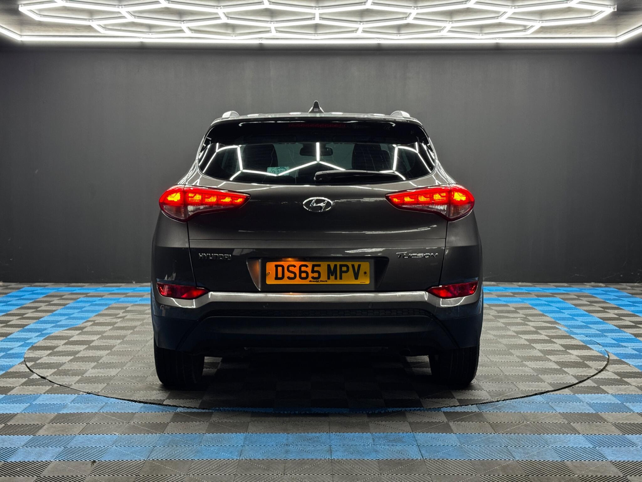 Hyundai Tucson 1.7 CRDi Blue Drive Premium Euro 6 (s/s) 5dr 5dr Manual 2026