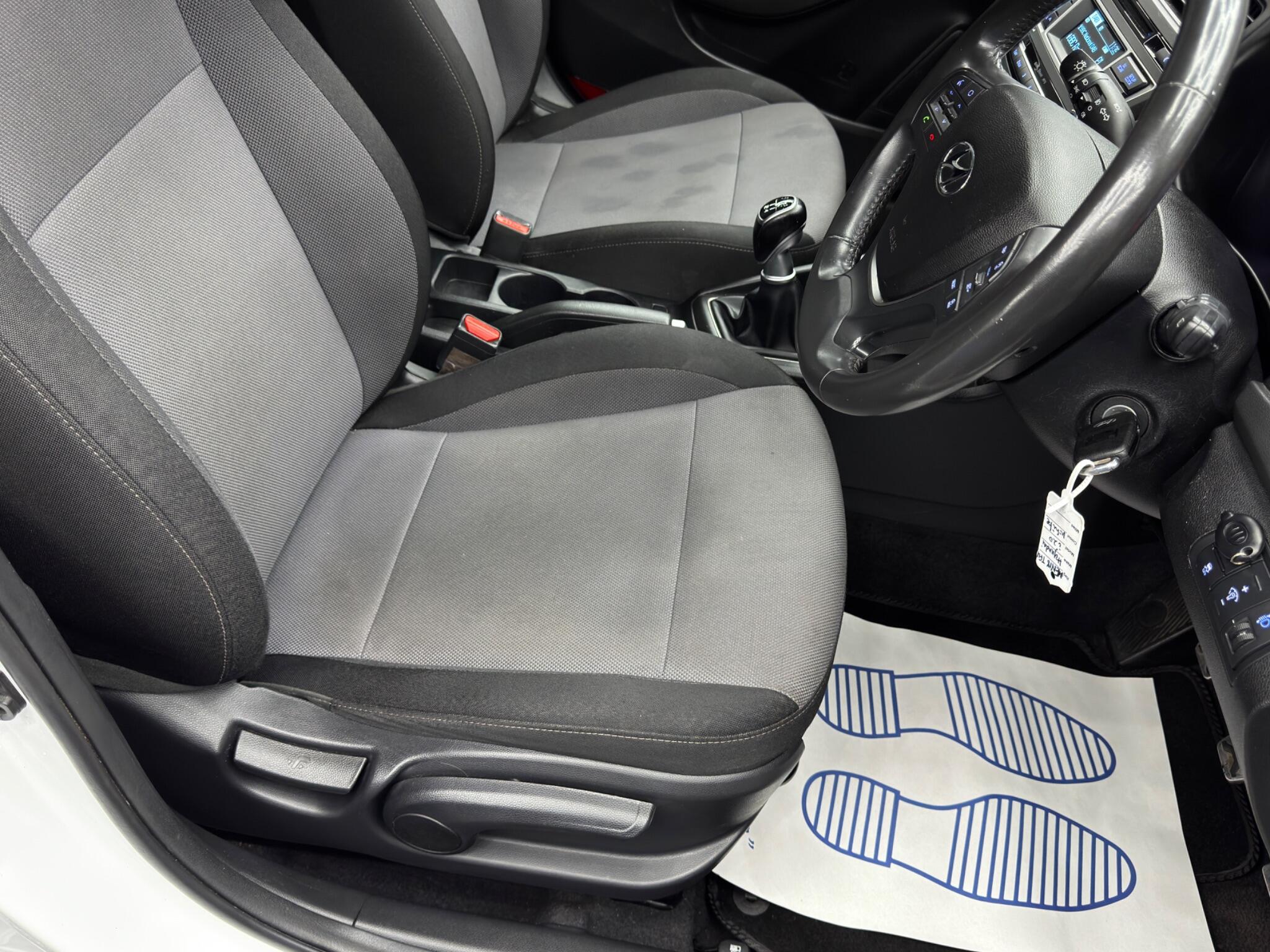 Hyundai I20 1.0 T-GDi Active Euro 6 5dr 5dr Manual 2026