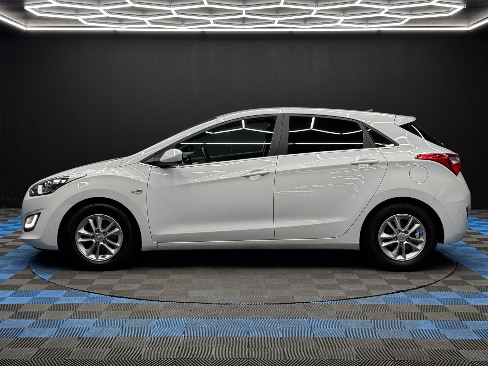 Hyundai I30 1.6 CRDi Blue Drive SE Euro 6 (s/s) 5dr 5dr Manual 2026