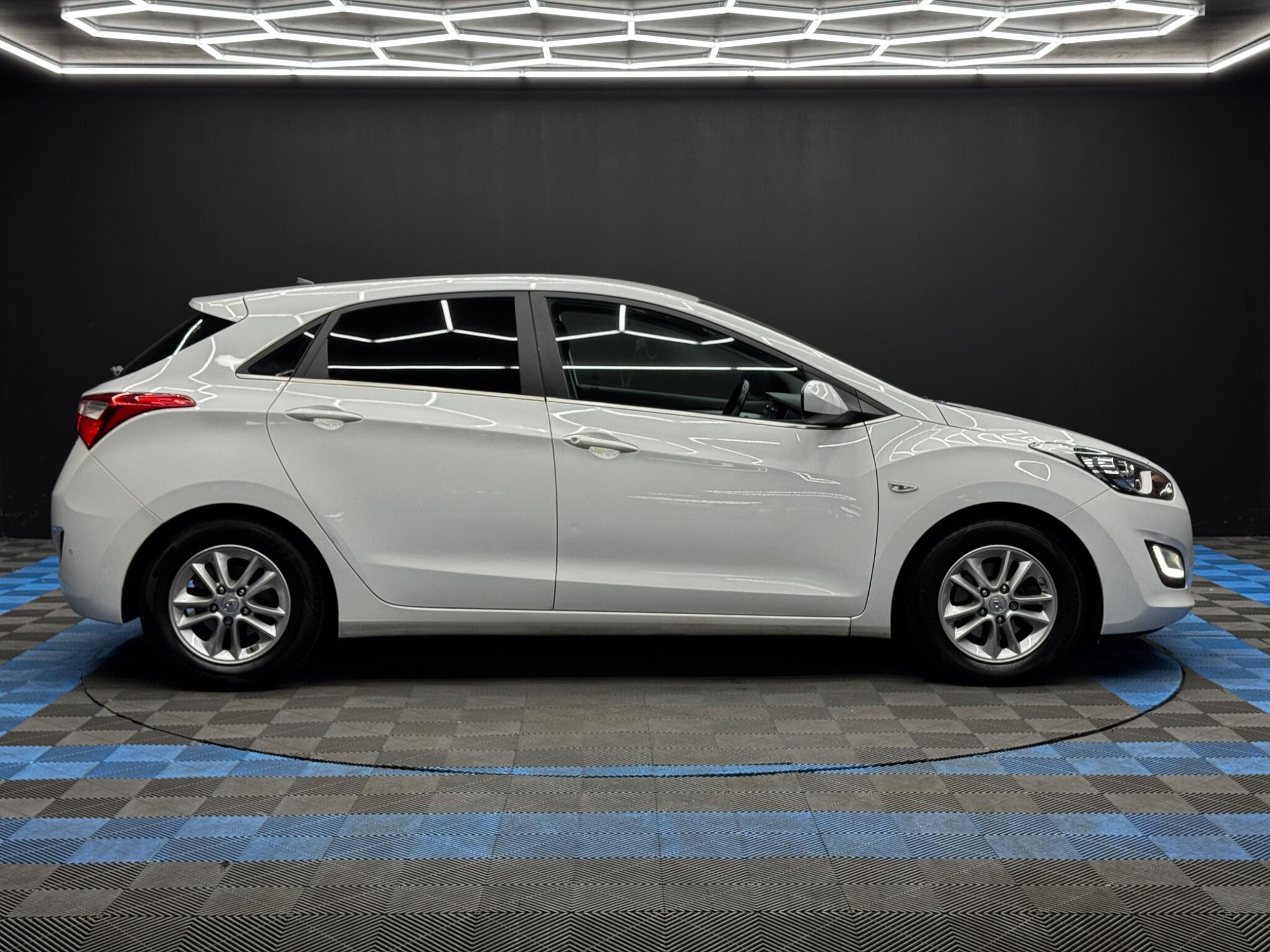Hyundai I30 1.6 CRDi Blue Drive SE Euro 6 (s/s) 5dr 5dr Manual 2026