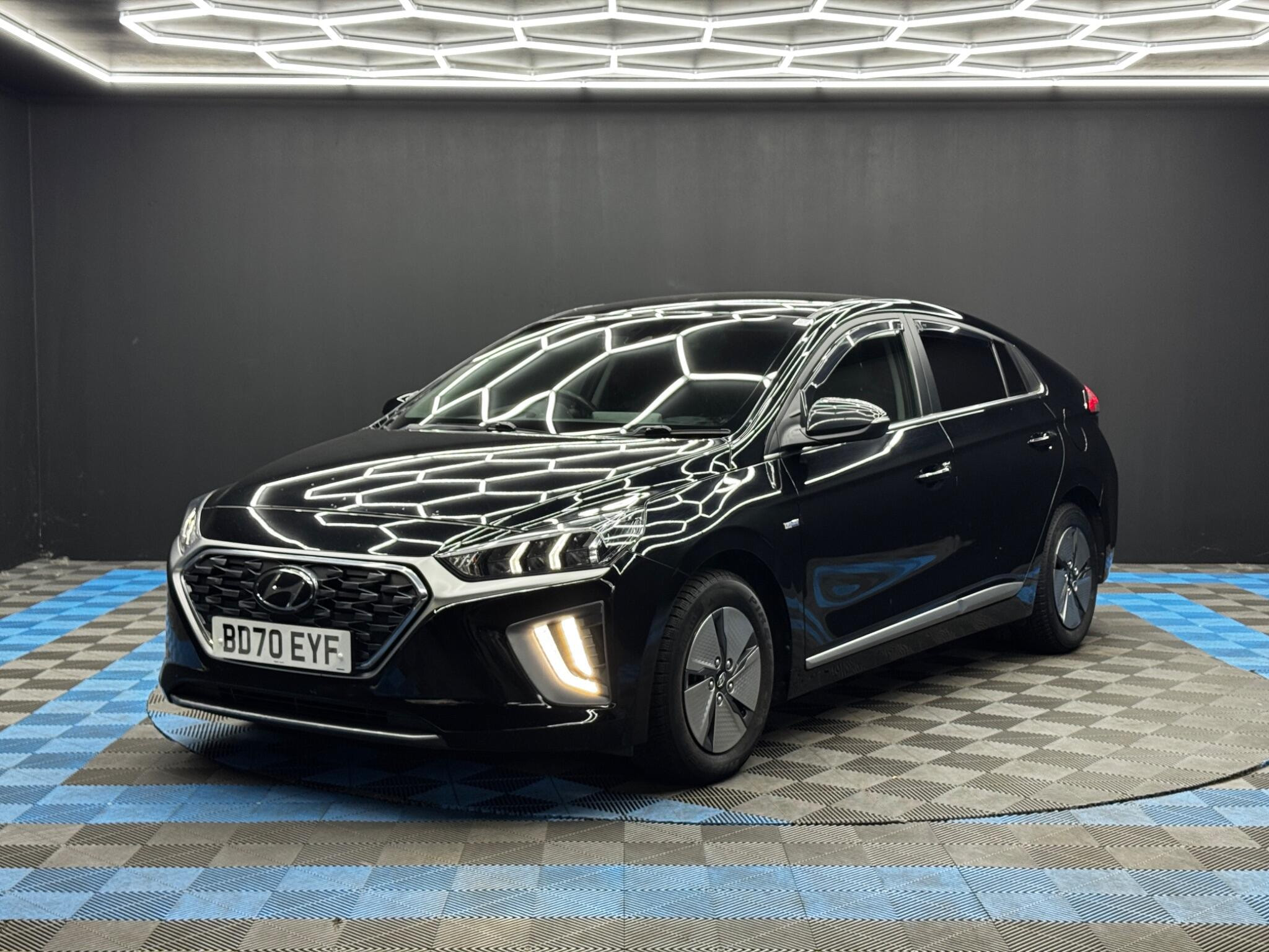 Hyundai IONIQ 1.6 h-GDi Premium DCT Euro 6 (s/s) 5dr 5dr Automatic 2026