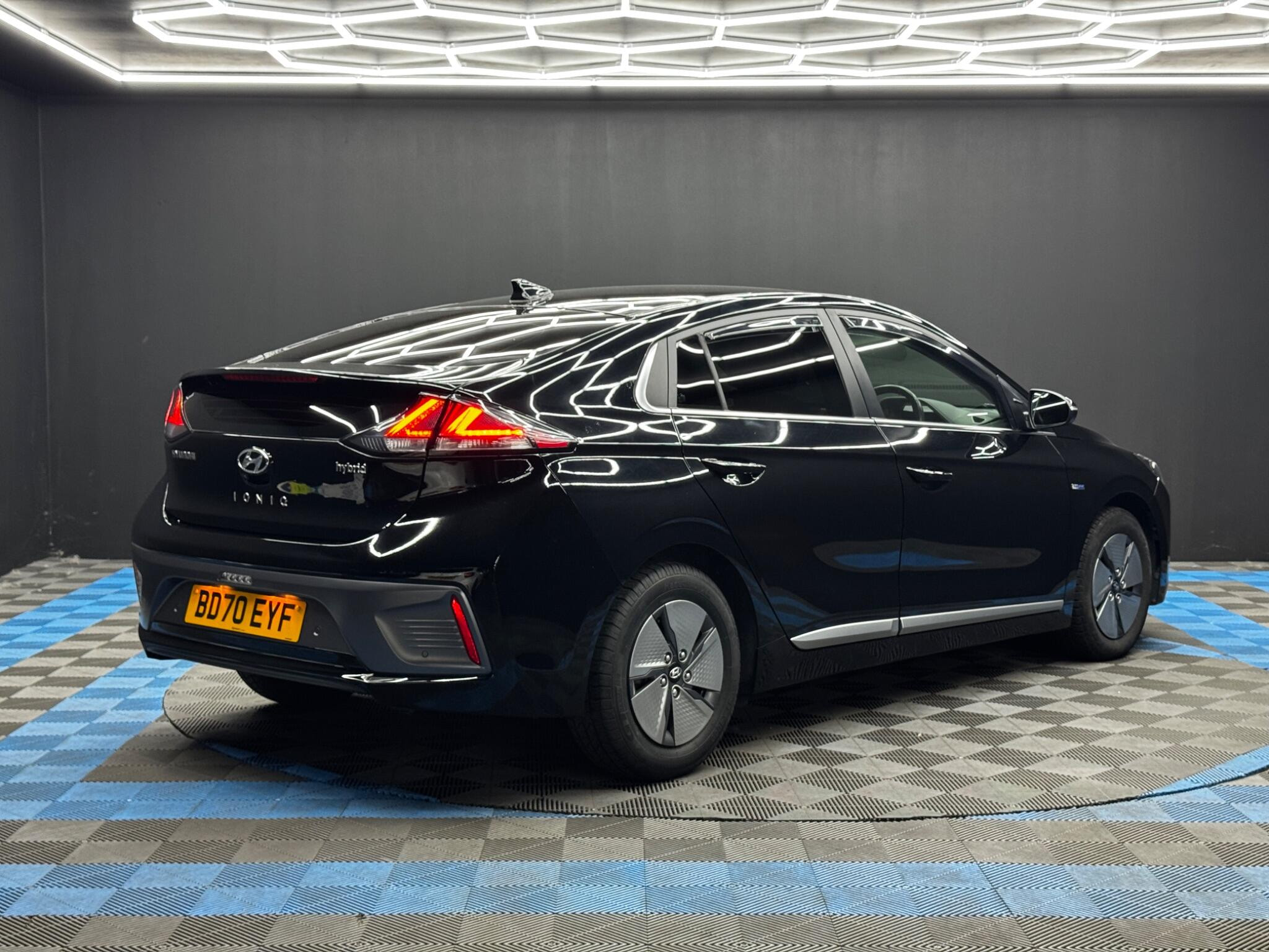 Hyundai IONIQ 1.6 h-GDi Premium DCT Euro 6 (s/s) 5dr 5dr Automatic 2026