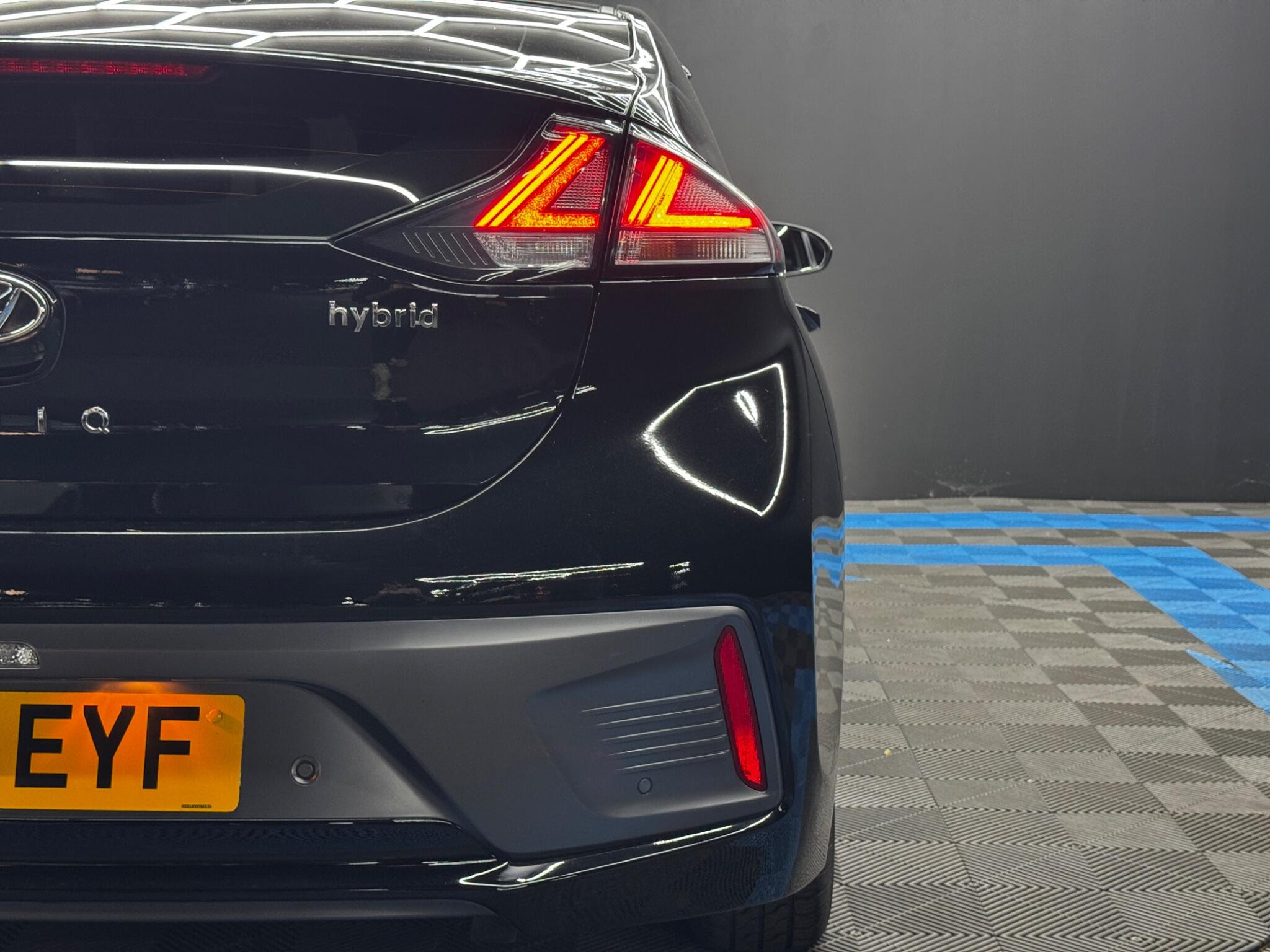 Hyundai IONIQ 1.6 h-GDi Premium DCT Euro 6 (s/s) 5dr 5dr Automatic 2026
