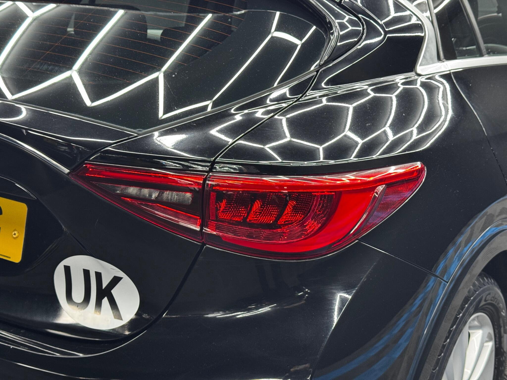 Infiniti Q30 1.6T Premium InTouch Euro 6 (s/s) 5dr 5dr Manual 2026