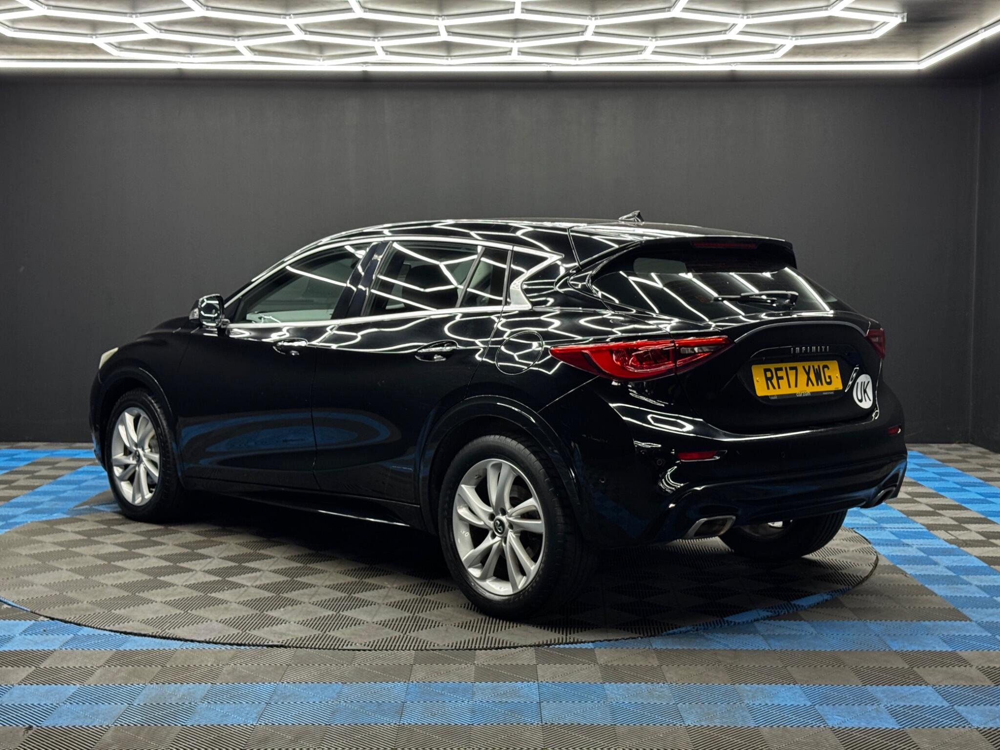 Infiniti Q30 1.6T Premium InTouch Euro 6 (s/s) 5dr 5dr Manual 2026