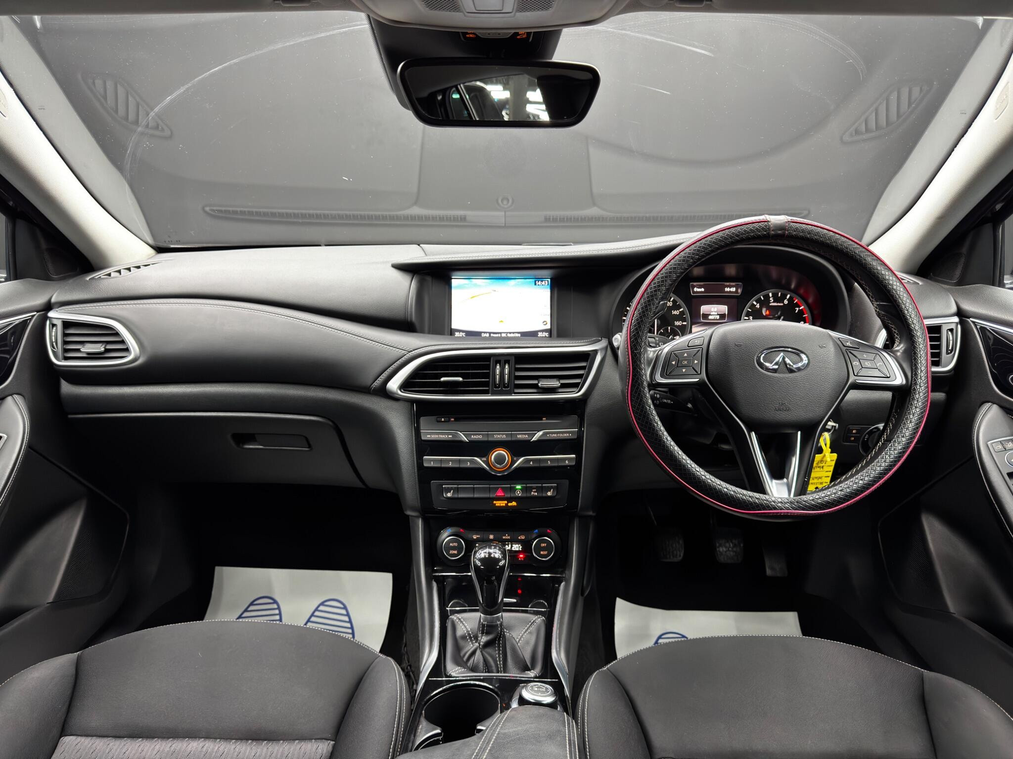 Infiniti Q30 1.6T Premium InTouch Euro 6 (s/s) 5dr 5dr Manual 2026