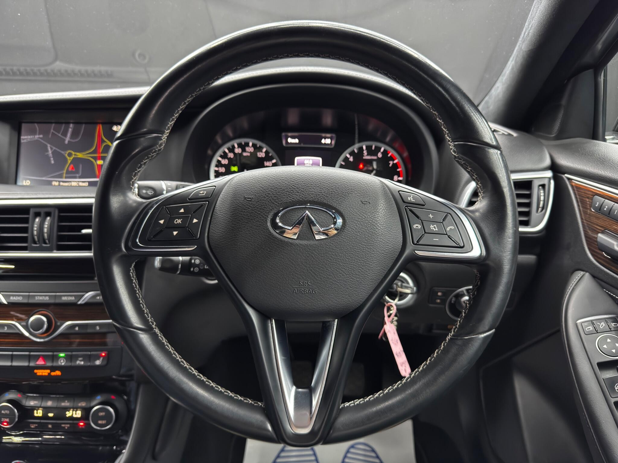 Infiniti Q30 1.6T Premium Tech Euro 6 (s/s) 5dr 5dr Manual 2026