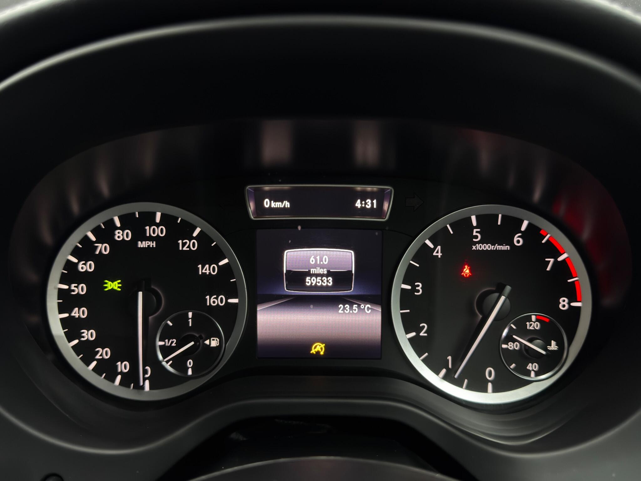 Infiniti Q30 1.6T Premium Tech Euro 6 (s/s) 5dr 5dr Manual 2026
