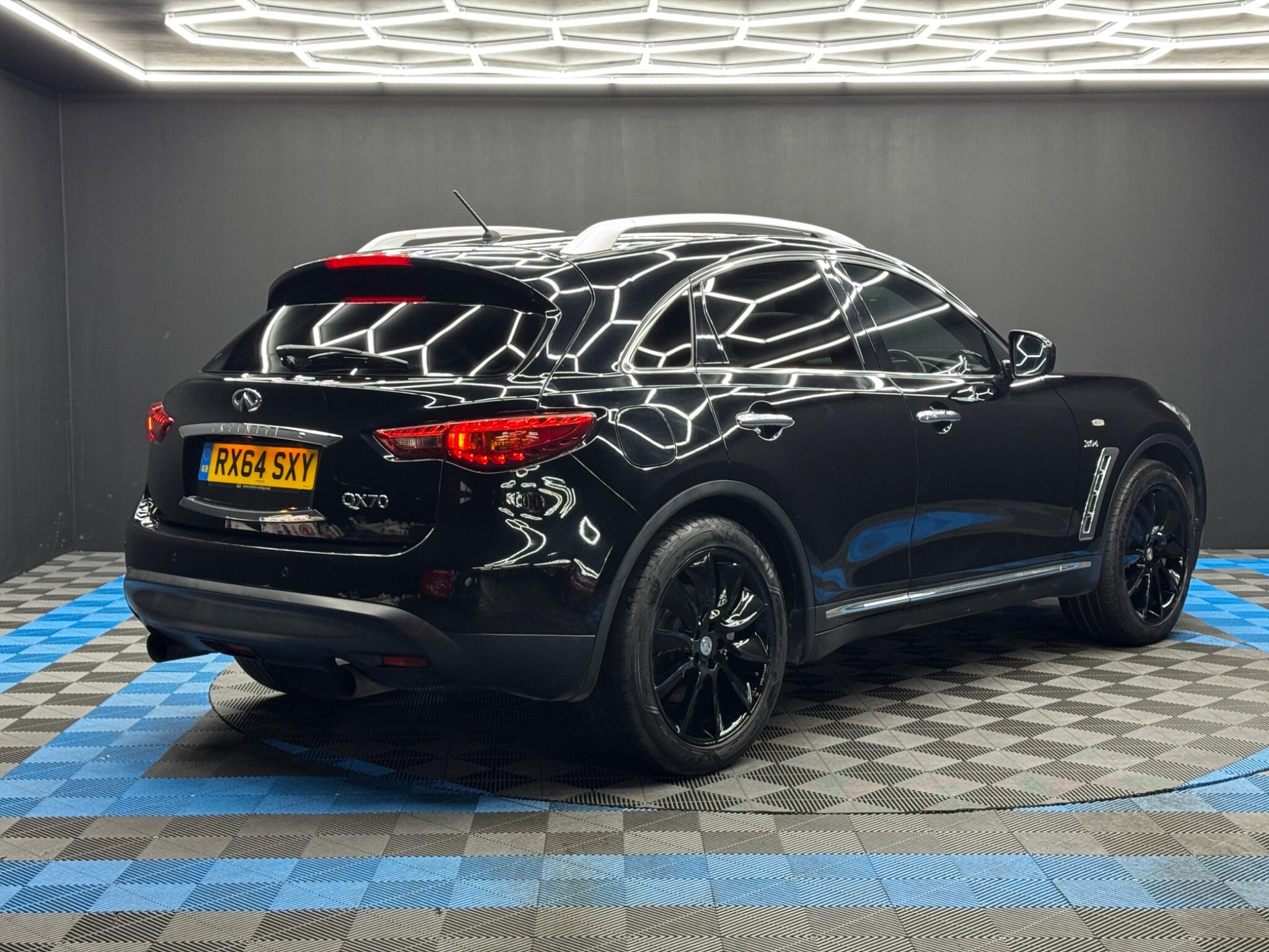 Infiniti QX70 3.0d V6 GT Auto 4WD Euro 5 5dr 5dr Automatic 2026