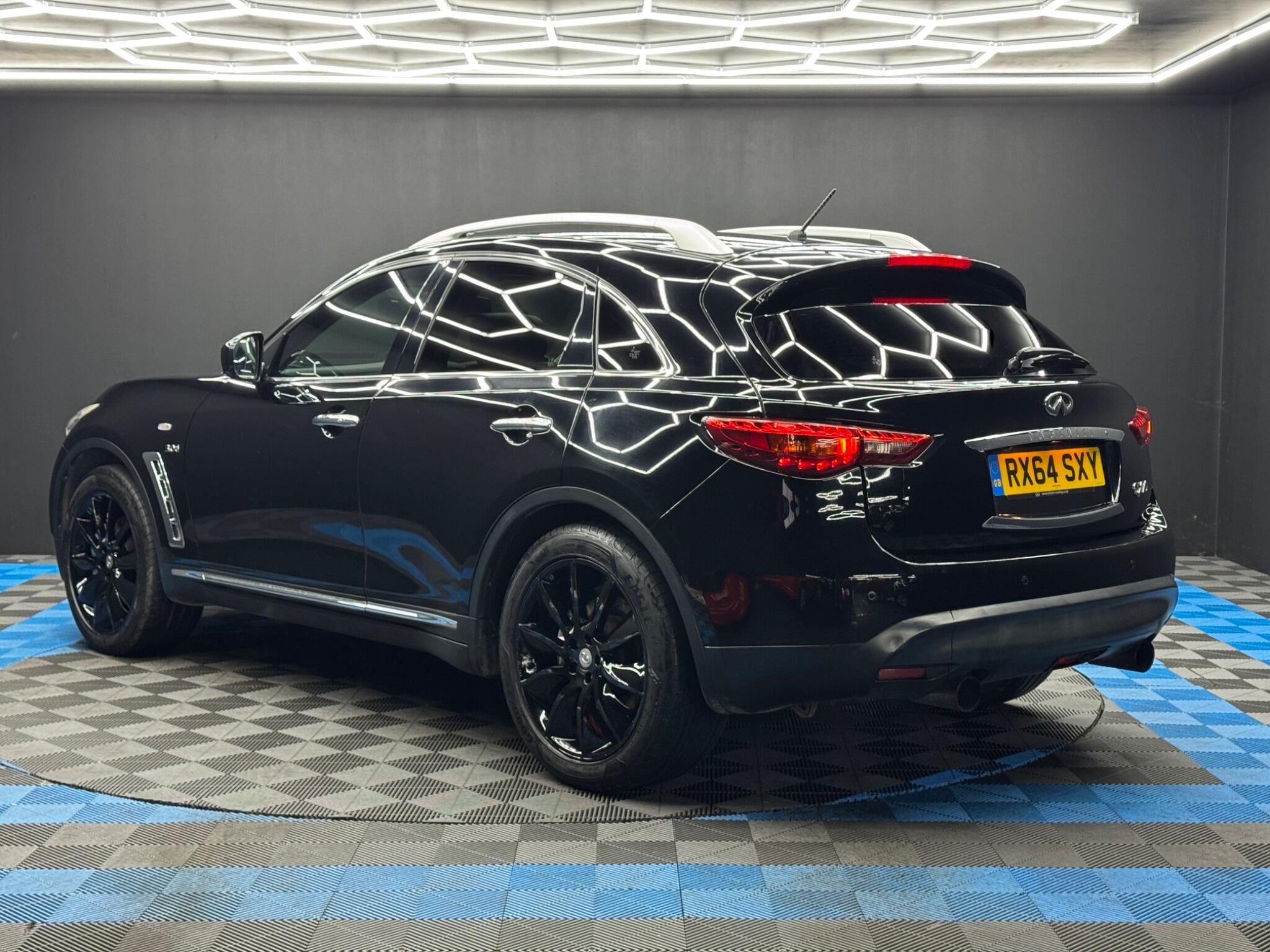 Infiniti QX70 3.0d V6 GT Auto 4WD Euro 5 5dr 5dr Automatic 2026
