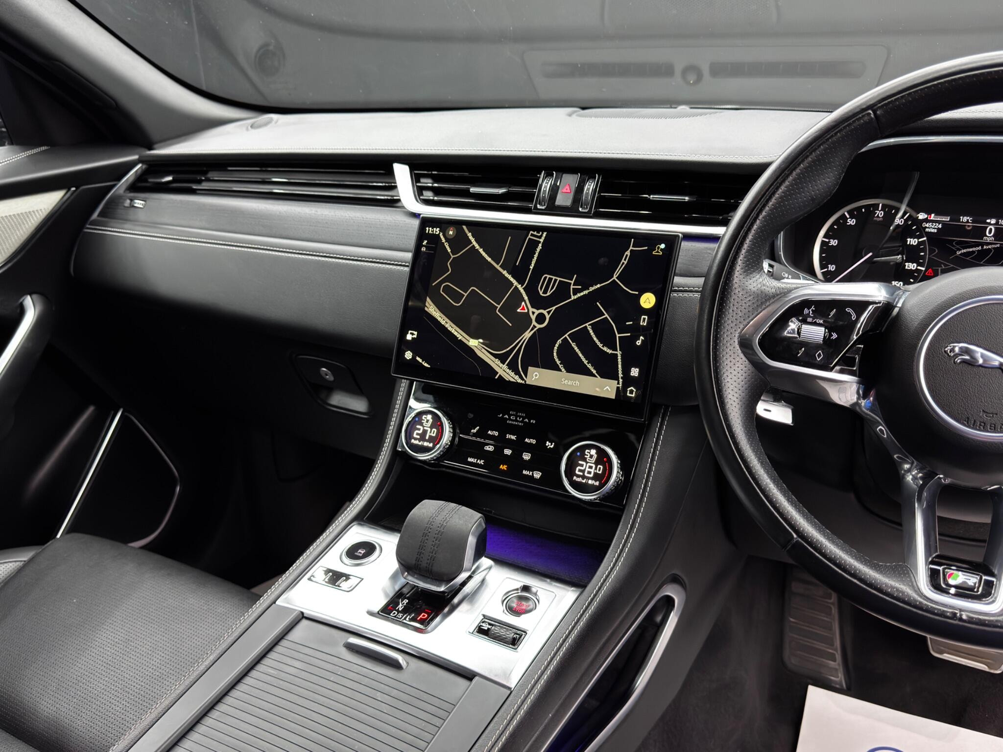 Jaguar F-PACE 2.0 D200 MHEV R-Dynamic Black Auto AWD Euro 6 (s/s) 5dr 5dr Automatic 2026