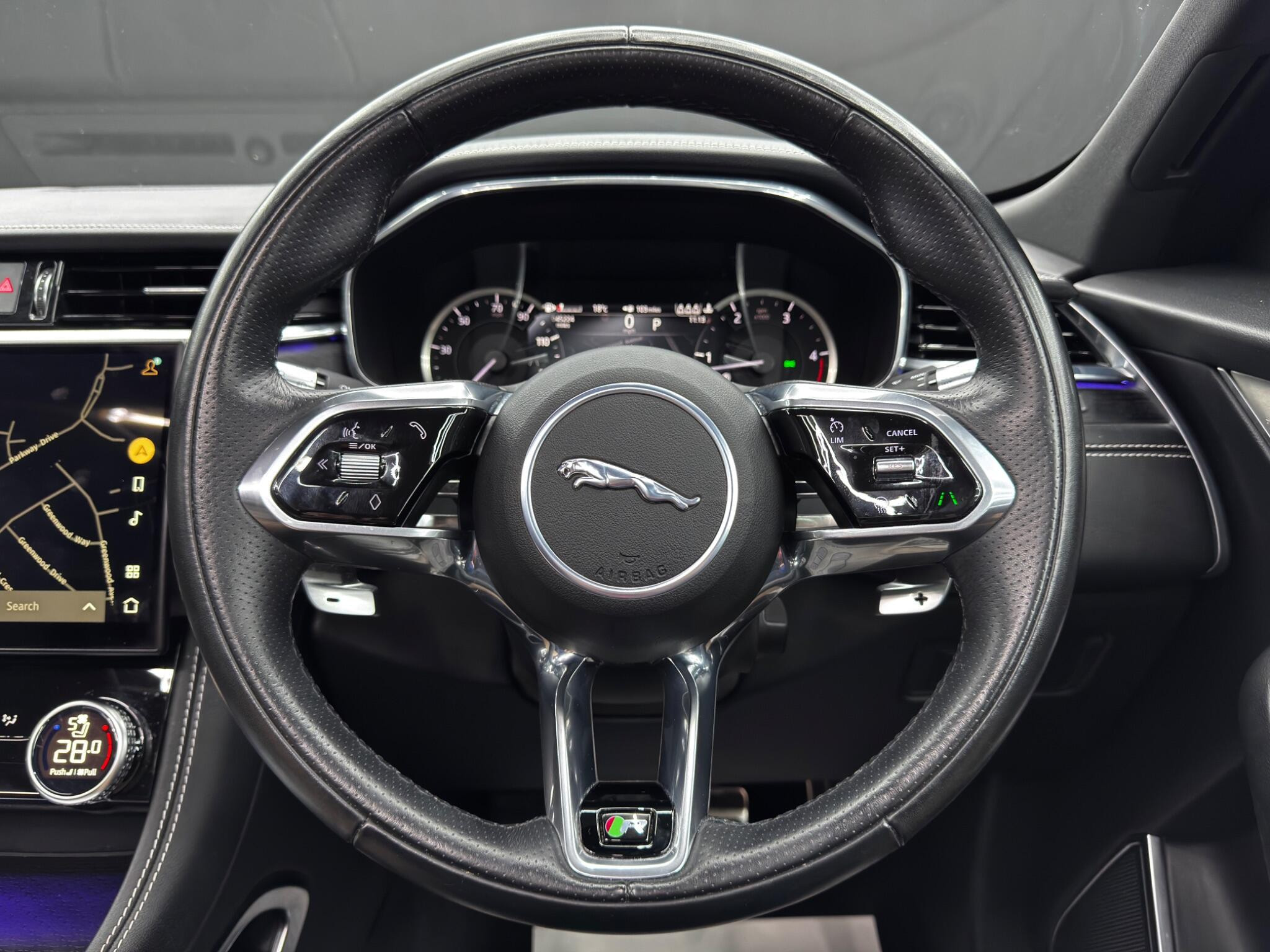 Jaguar F-PACE 2.0 D200 MHEV R-Dynamic Black Auto AWD Euro 6 (s/s) 5dr 5dr Automatic 2026