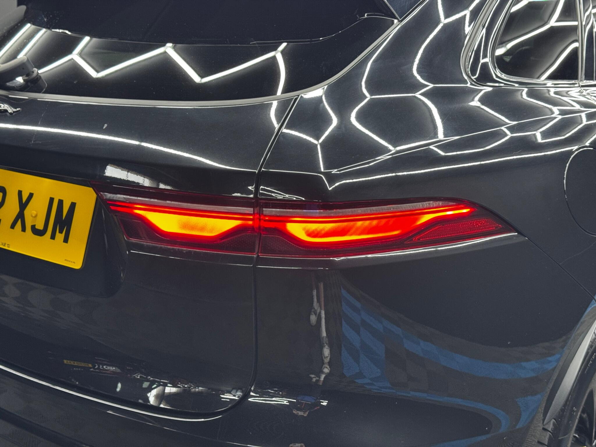Jaguar F-PACE 2.0 D200 MHEV R-Dynamic Black Auto AWD Euro 6 (s/s) 5dr 5dr Automatic 2026