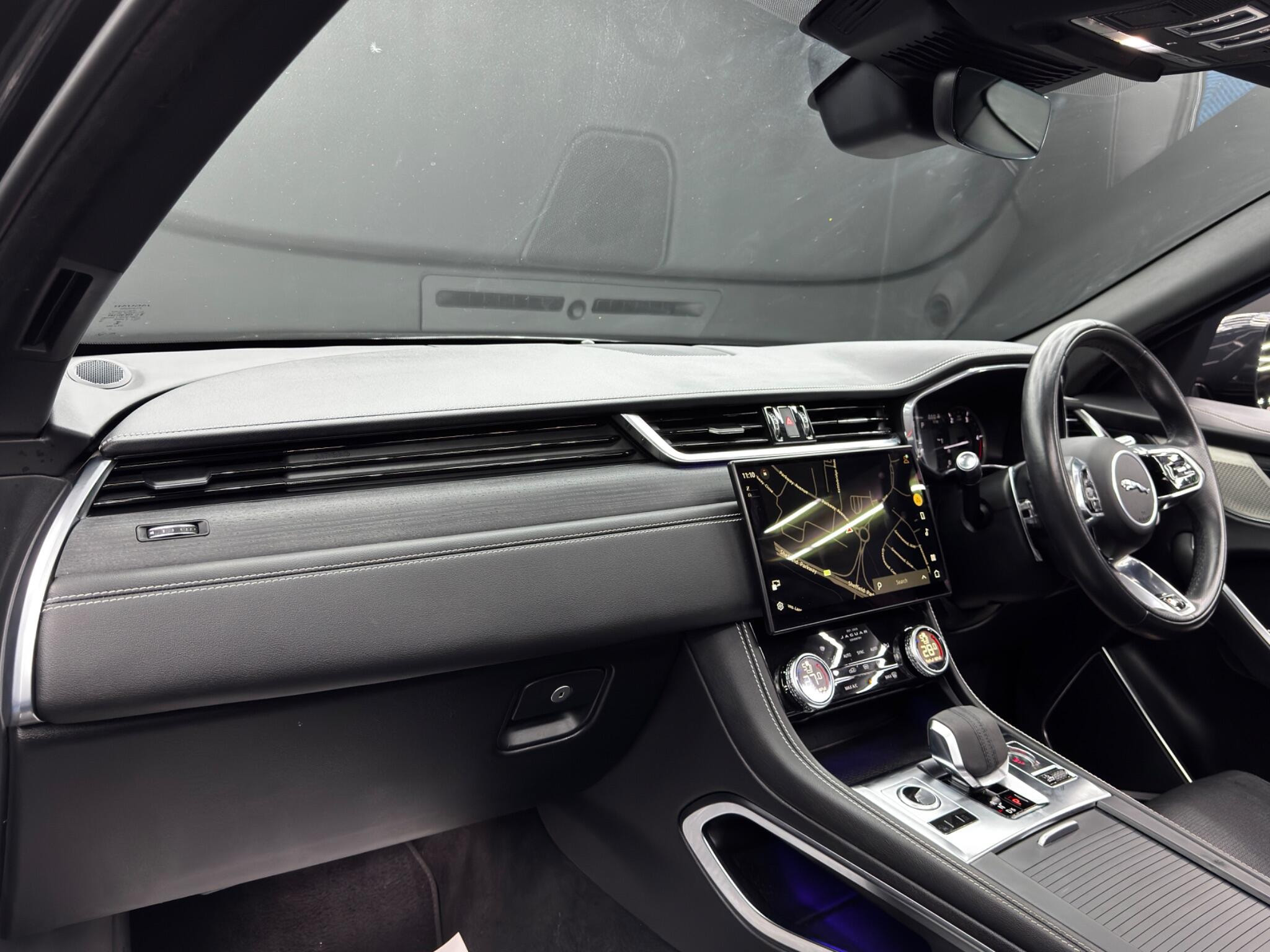 Jaguar F-PACE 2.0 D200 MHEV R-Dynamic Black Auto AWD Euro 6 (s/s) 5dr 5dr Automatic 2026