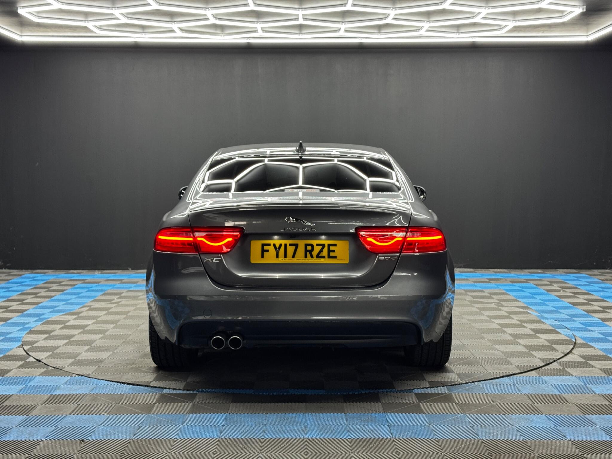 Jaguar XE 2.0d R-Sport Auto Euro 6 (s/s) 4dr 4dr Automatic 2026