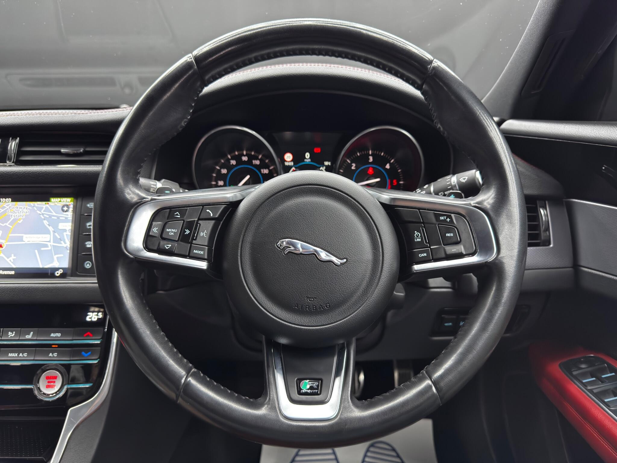 Jaguar XF 2.0d R-Sport Auto Euro 6 (s/s) 4dr 4dr Automatic 2026
