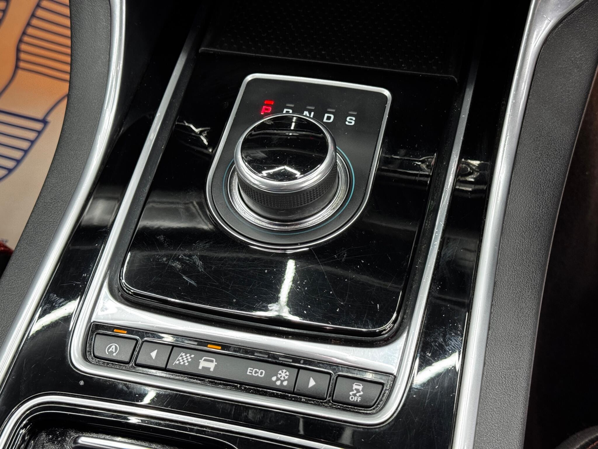 Jaguar XF 2.0d R-Sport Auto Euro 6 (s/s) 4dr 4dr Automatic 2026