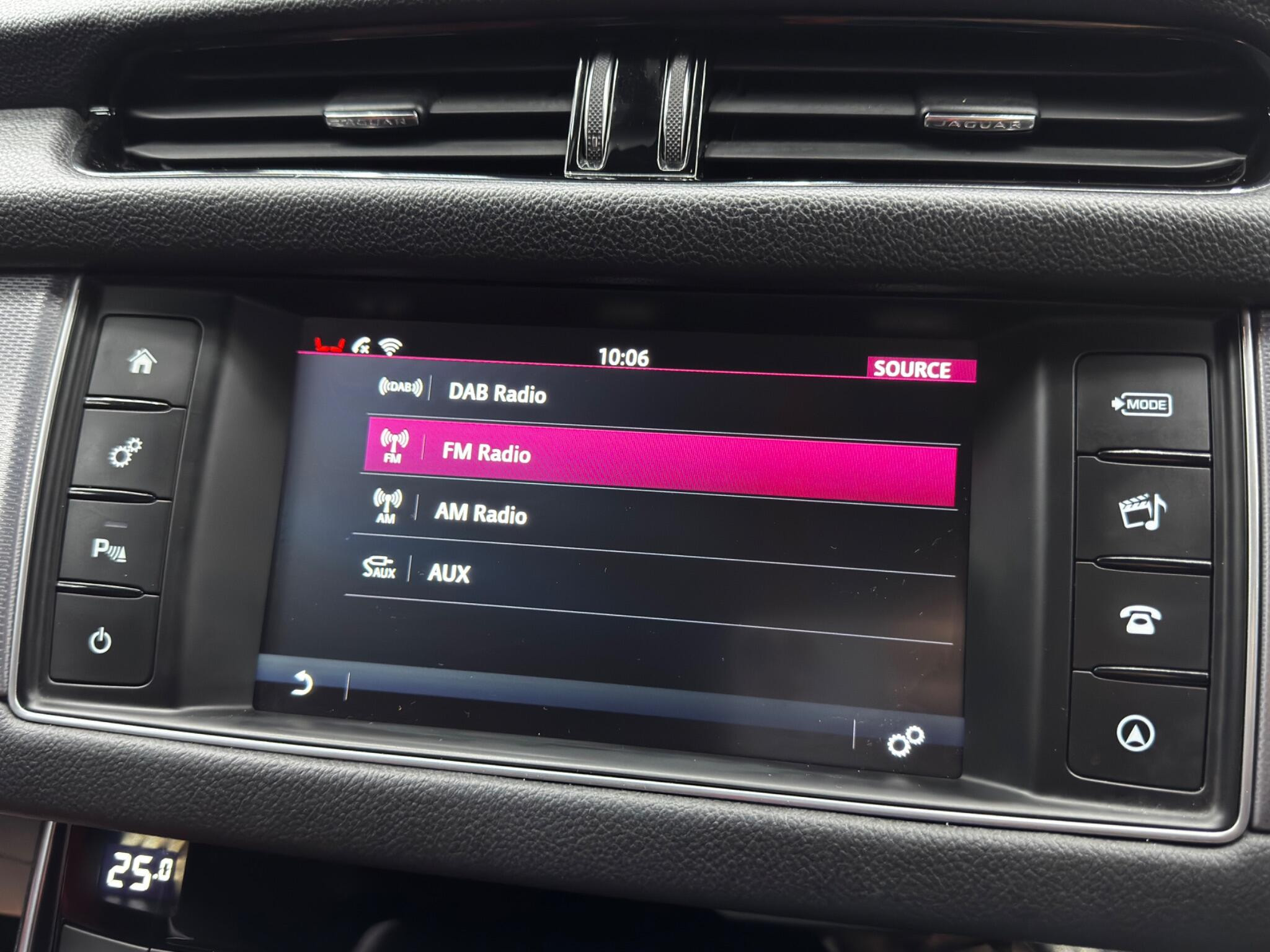 Jaguar XF 2.0d R-Sport Auto Euro 6 (s/s) 4dr 4dr Automatic 2026