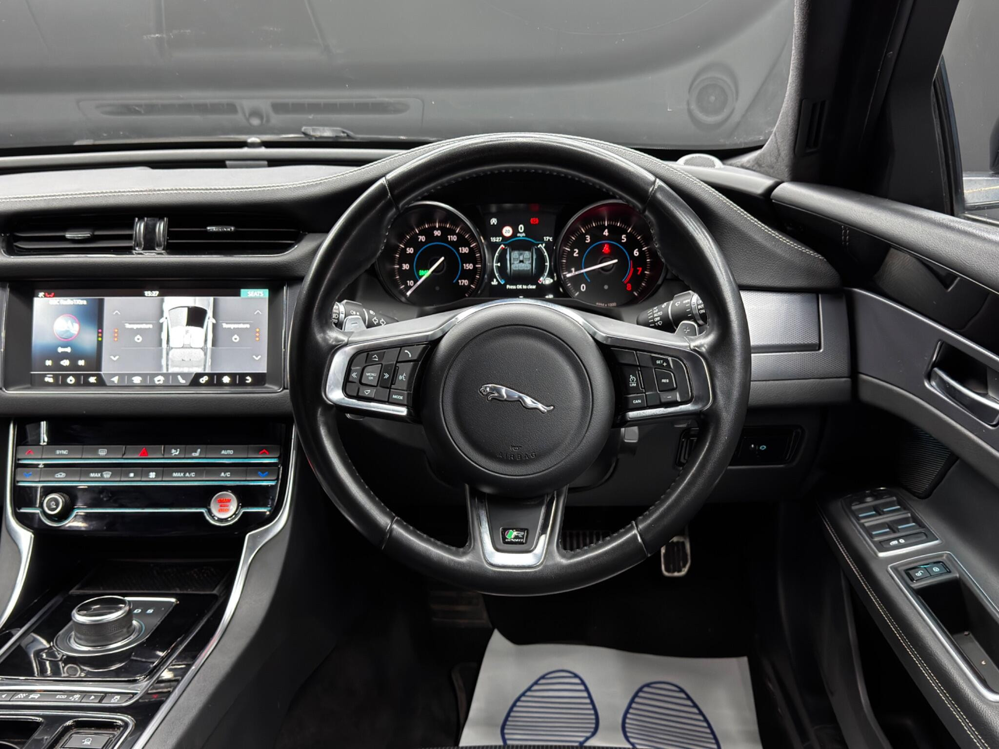 Jaguar XF 2.0i R-Sport Sportbrake Auto Euro 6 (s/s) 5dr 5dr Automatic 2026