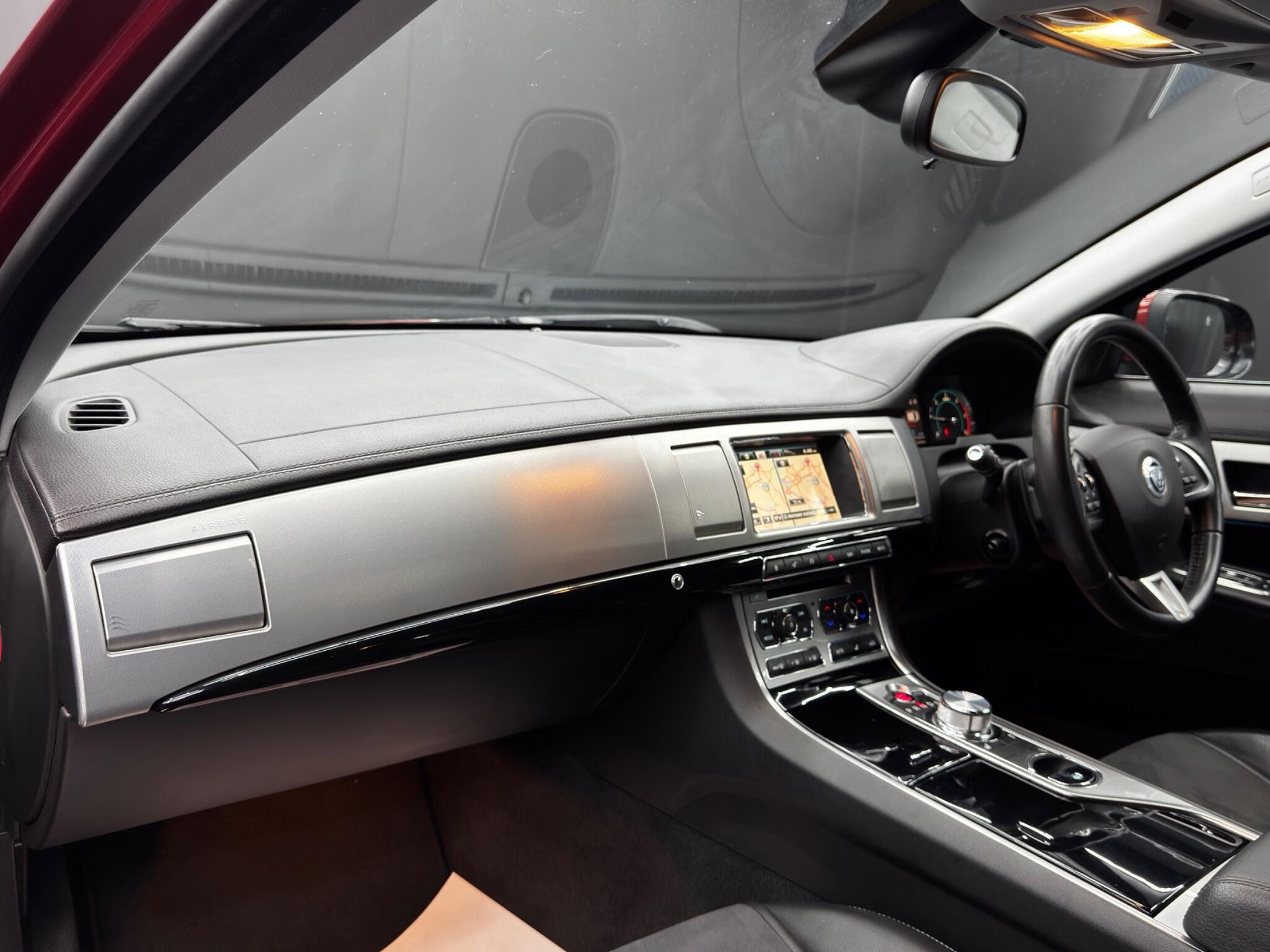 Jaguar XF 2.2d Sport Auto Euro 5 (s/s) 4dr 4dr Automatic 2026
