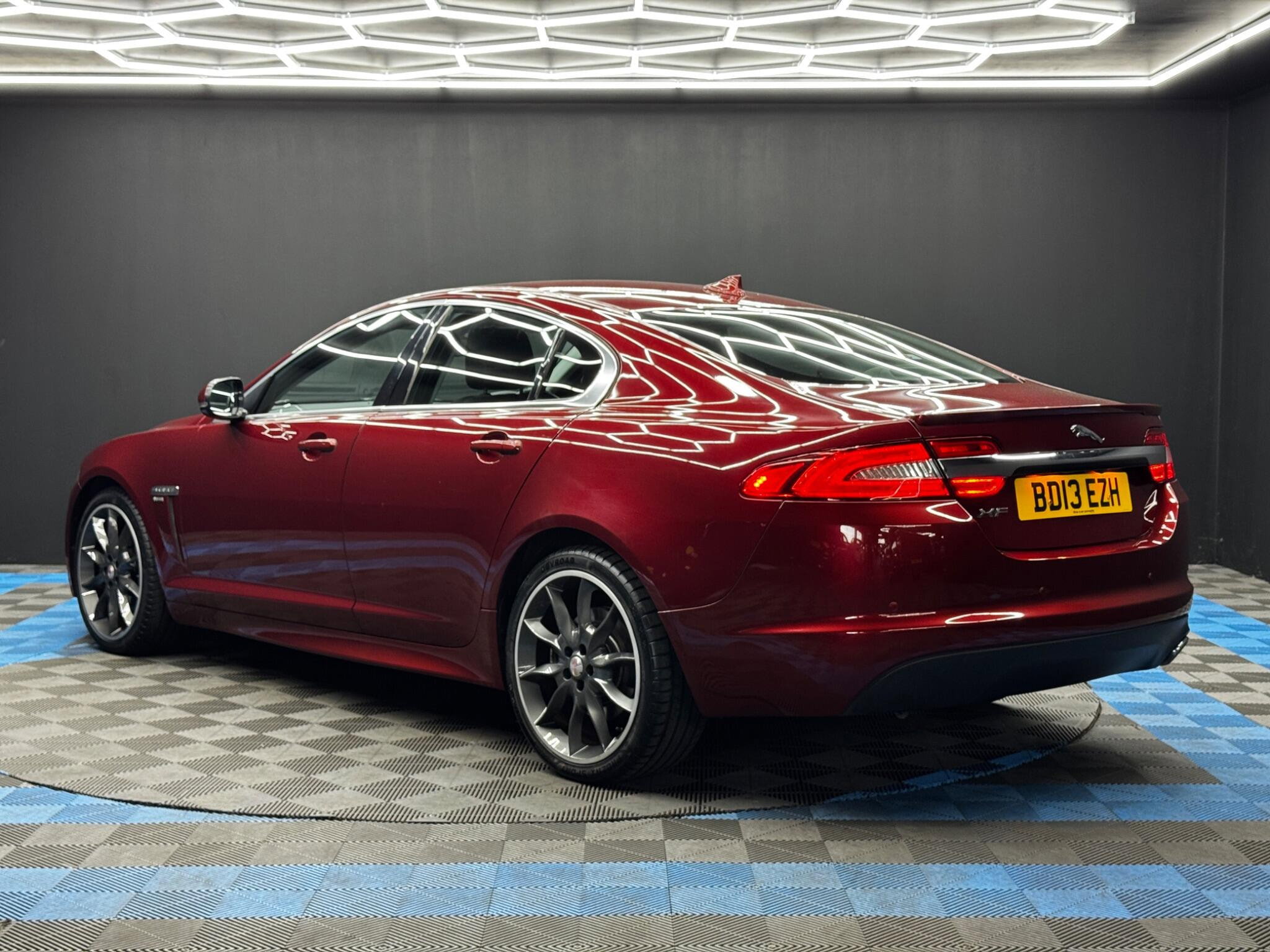 Jaguar XF 2.2d Sport Auto Euro 5 (s/s) 4dr 4dr Automatic 2026
