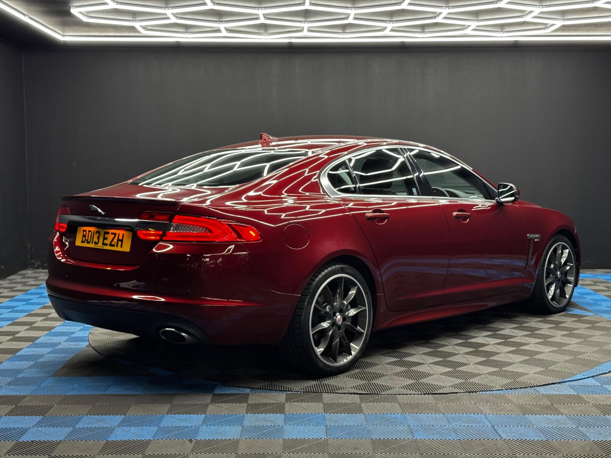 Jaguar XF 2.2d Sport Auto Euro 5 (s/s) 4dr 4dr Automatic 2026