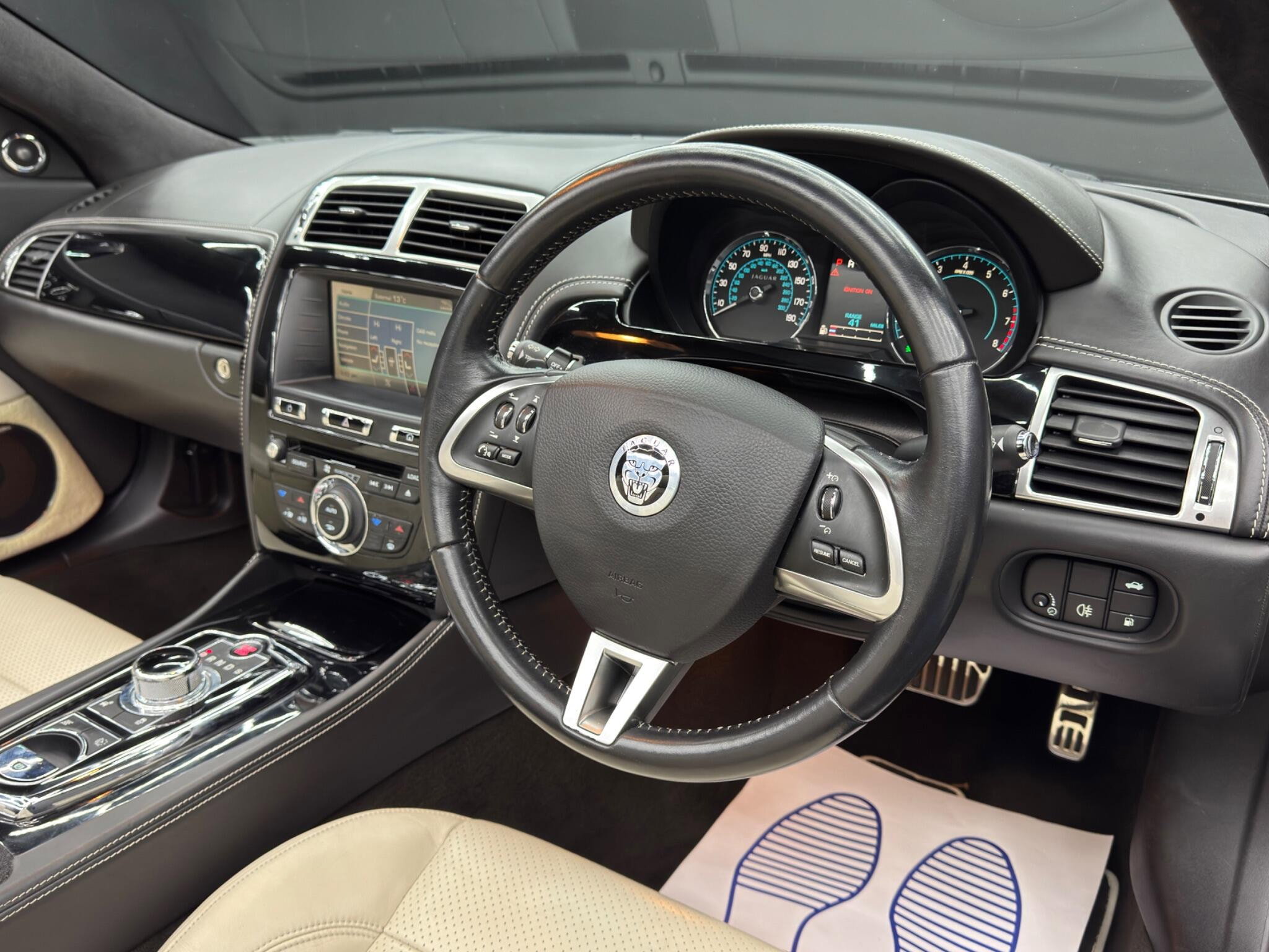 Jaguar XK 5.0 V8 Portfolio Auto Euro 5 2dr 2dr Automatic 2026