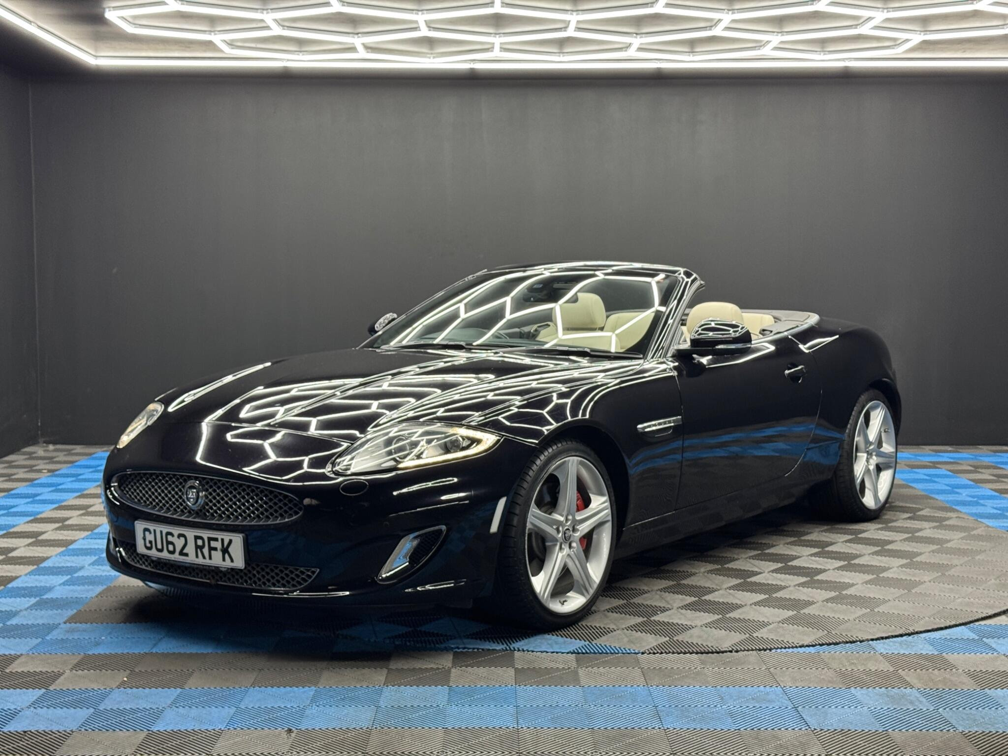 Jaguar XK 5.0 V8 Portfolio Auto Euro 5 2dr 2dr Automatic 2026