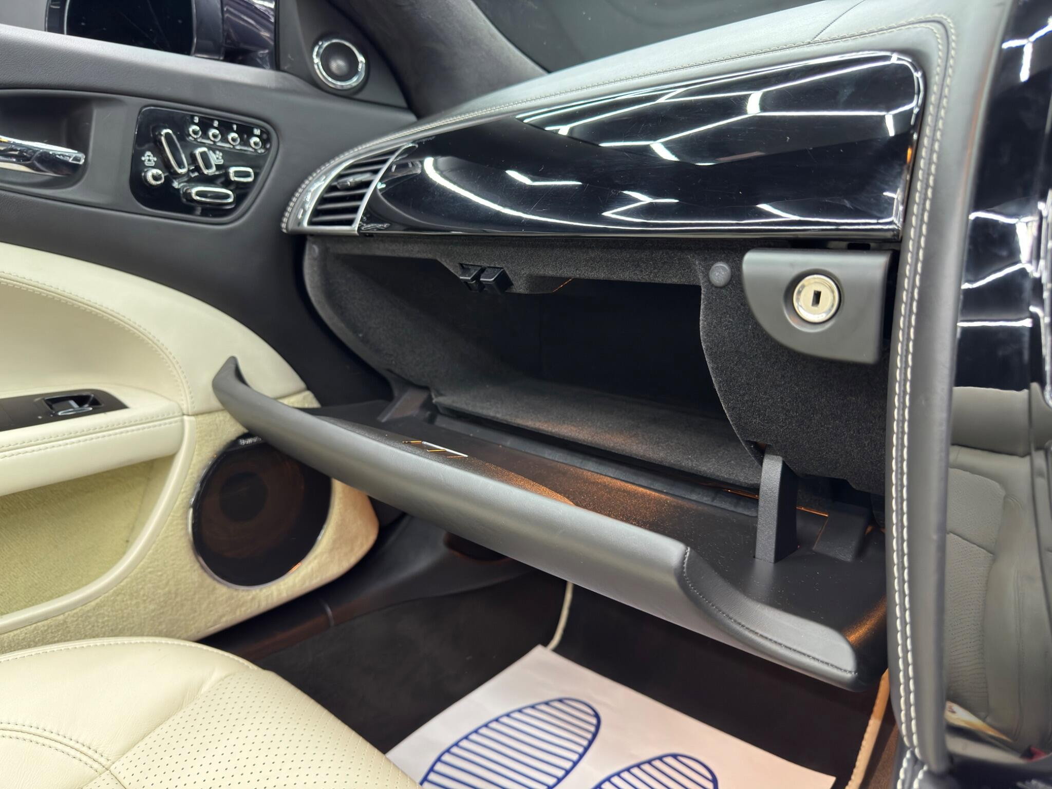 Jaguar XK 5.0 V8 Portfolio Auto Euro 5 2dr 2dr Automatic 2026