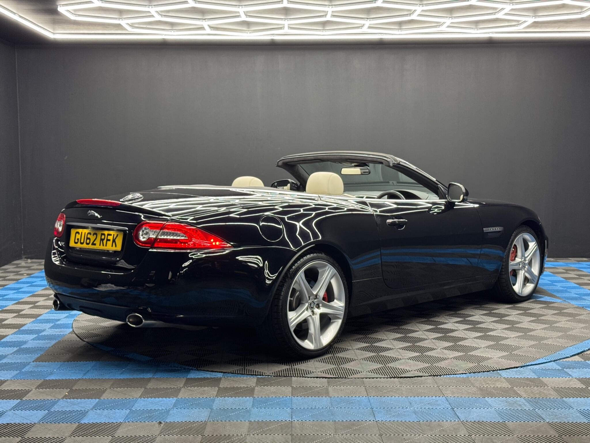 Jaguar XK 5.0 V8 Portfolio Auto Euro 5 2dr 2dr Automatic 2026